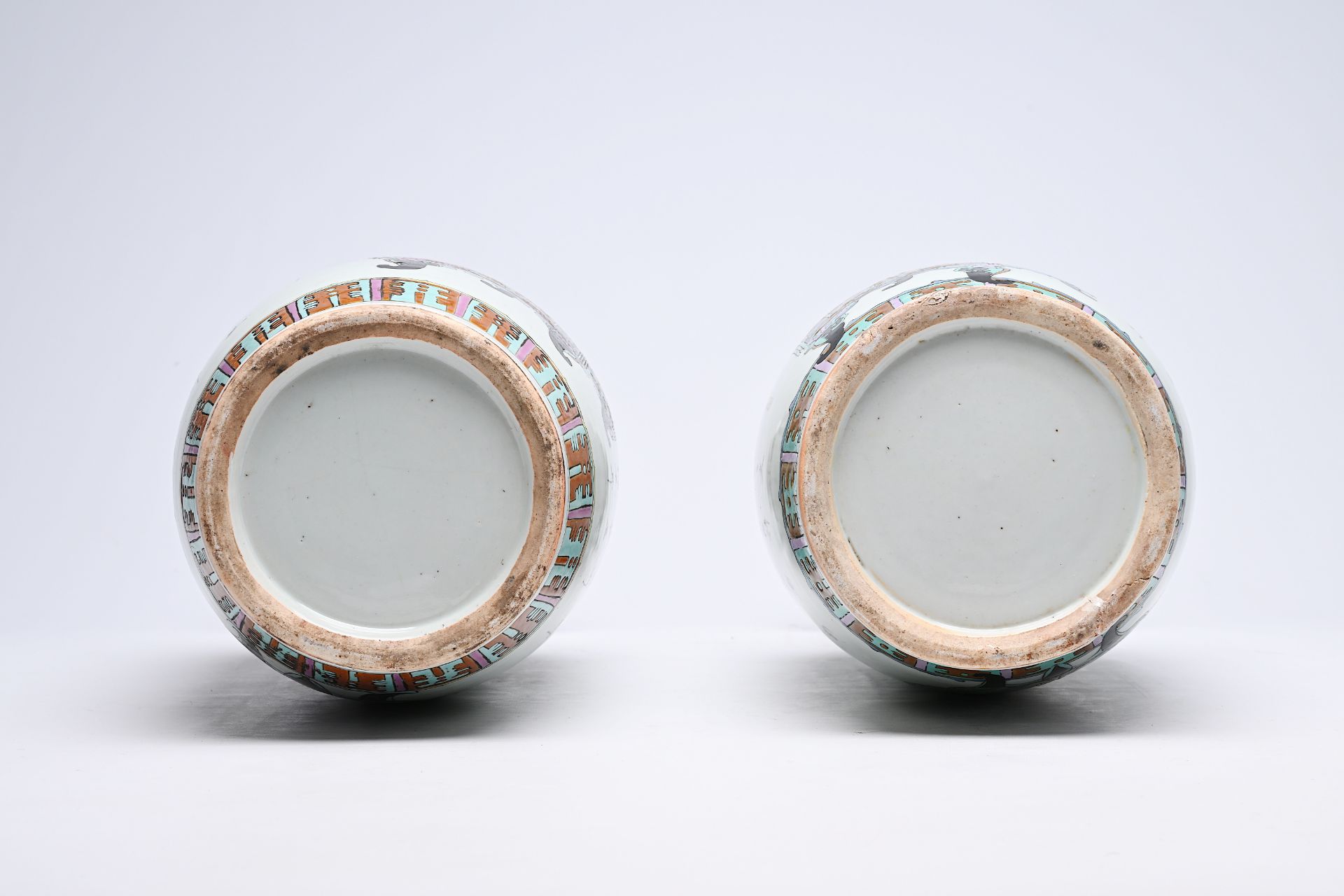 A pair of Chinese famille rose 'flower basket' vases, 19th C. - Image 9 of 12