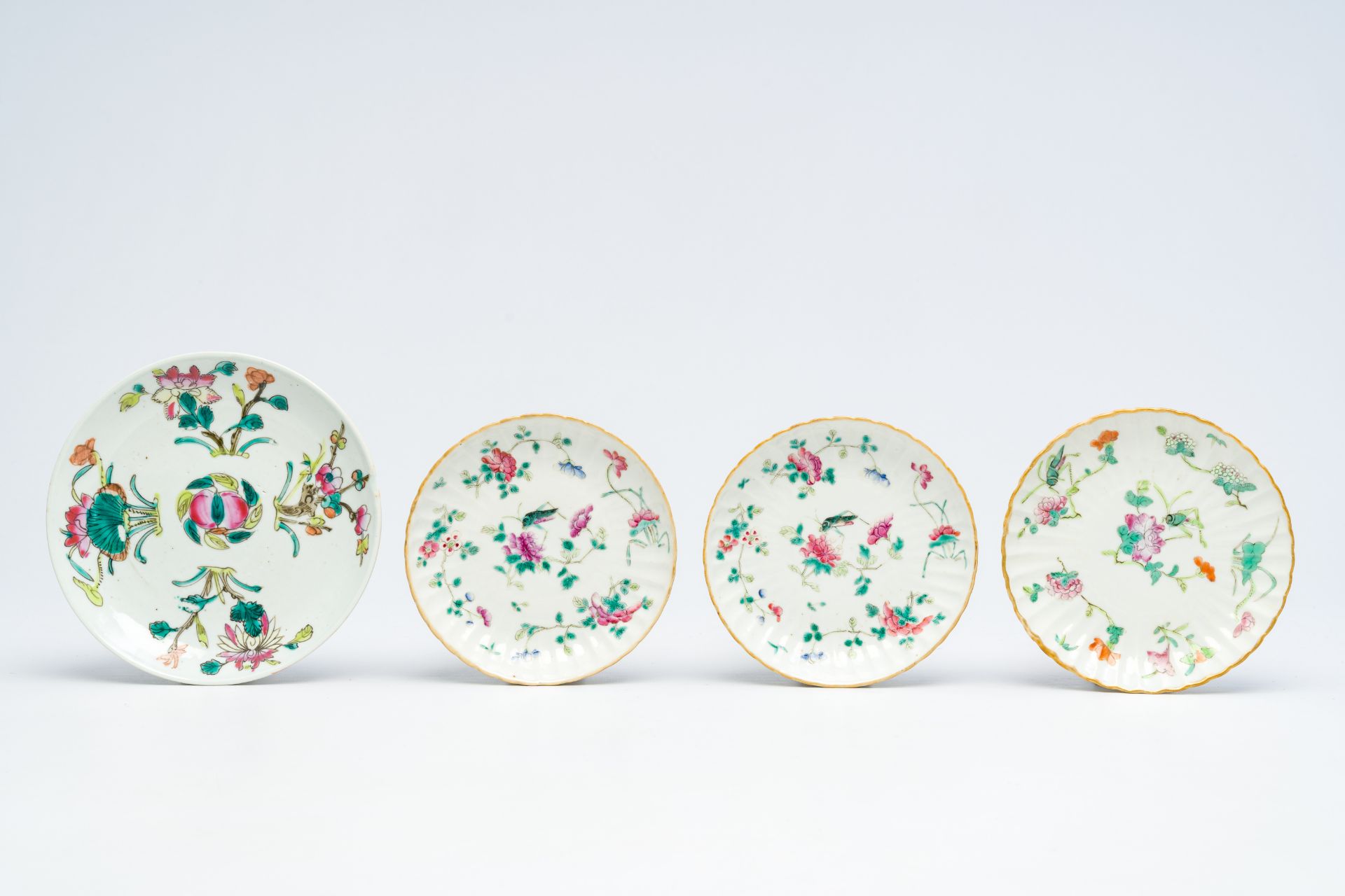 A varied collection of Chinese famille rose and iron-red porcelain with Buddhist lions and floral de - Image 10 of 11