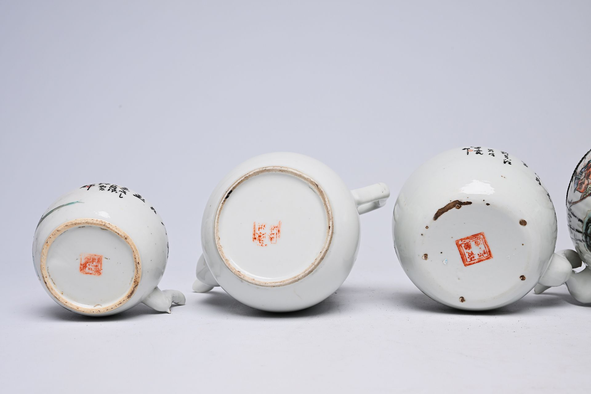 Five Chinese famille rose and qianjiang cai teapots and covers with floral and figurative design, 19 - Bild 8 aus 8