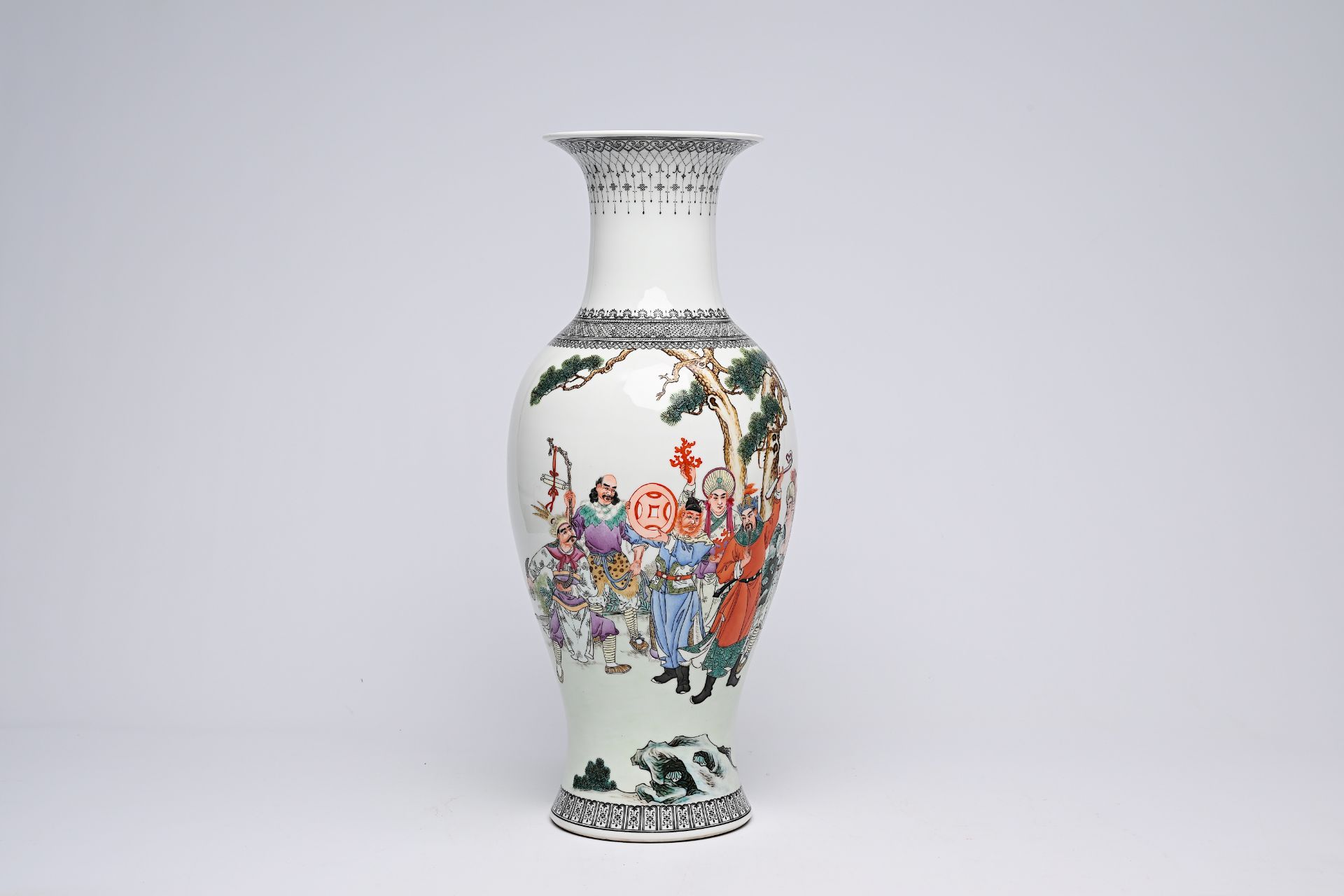 A Chinese polychrome baluster shaped 'Eight Immortals' vase, Qianlong mark, Republic, 20th C. - Bild 2 aus 20