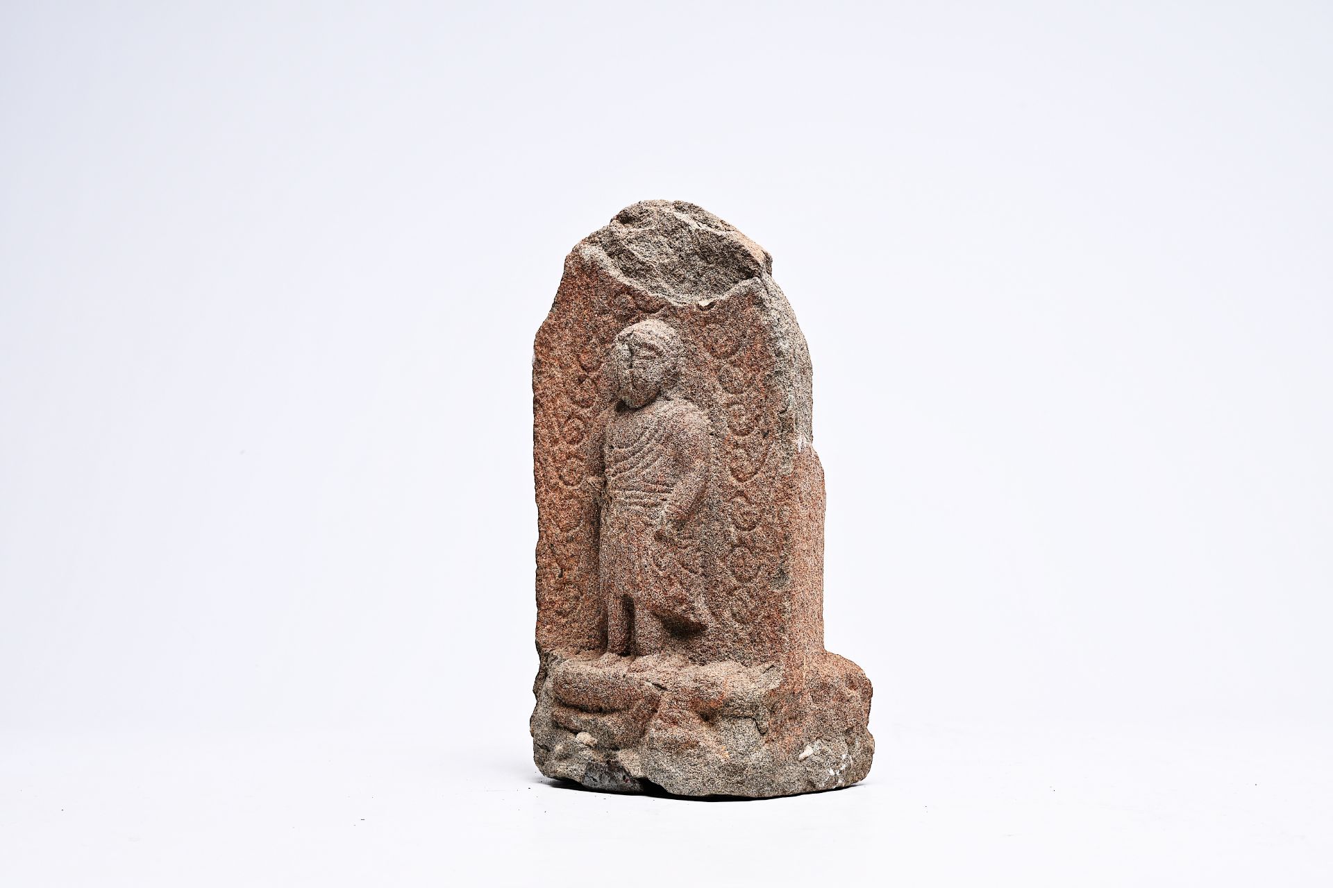 A Japanese stone 'Buddha' sculpture, probably Edo, 18th C. - Image 6 of 10
