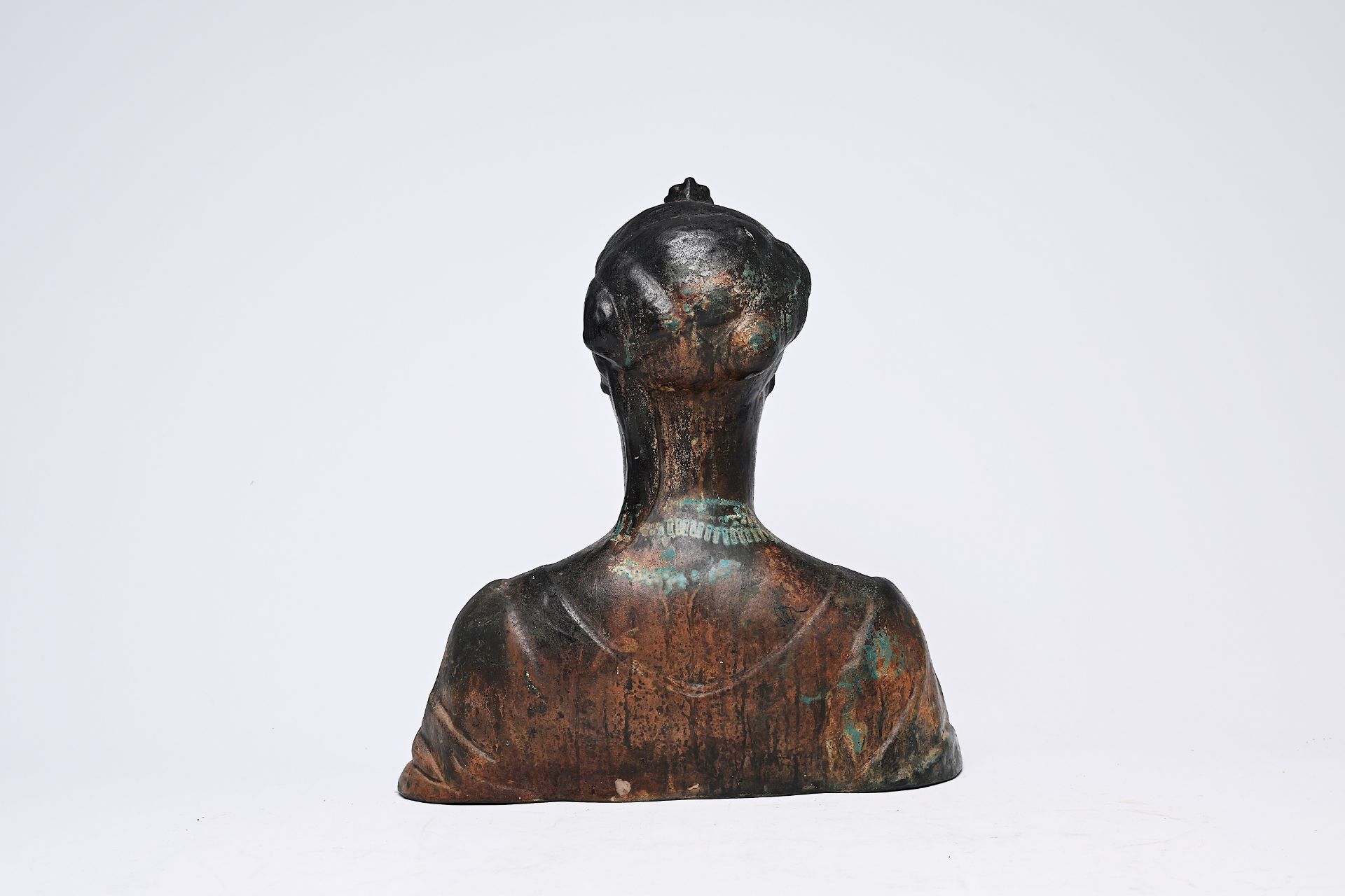 European school: Bust of a lady, patinated terracotta, 19th/20th C. - Image 4 of 9