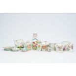 A varied collection of Chinese qianjiang cai and famille rose porcelain, 19th/20th C.