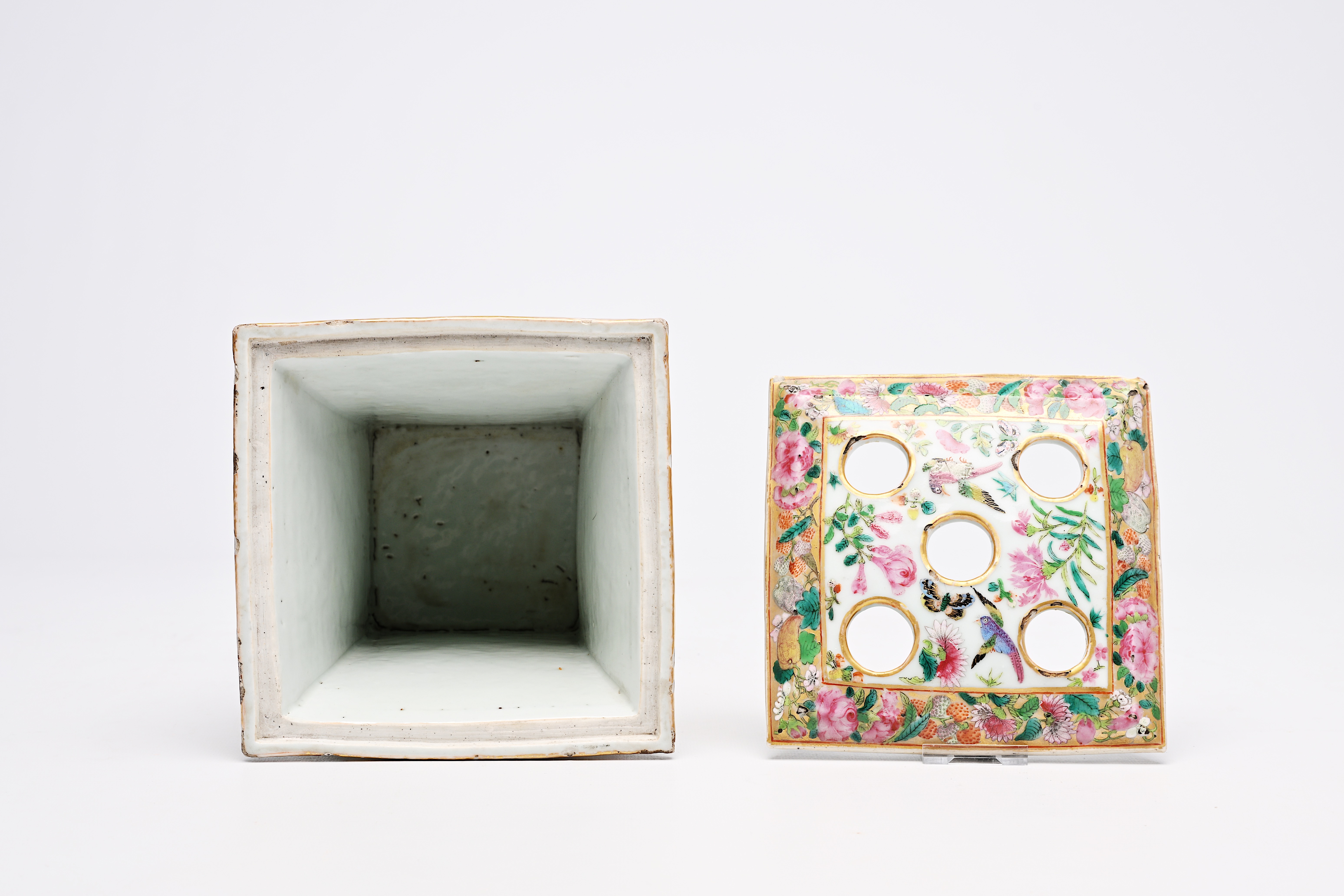 A square Chinese Canton famille rose flower holder with palace scenes and eight various plates and d - Image 11 of 11
