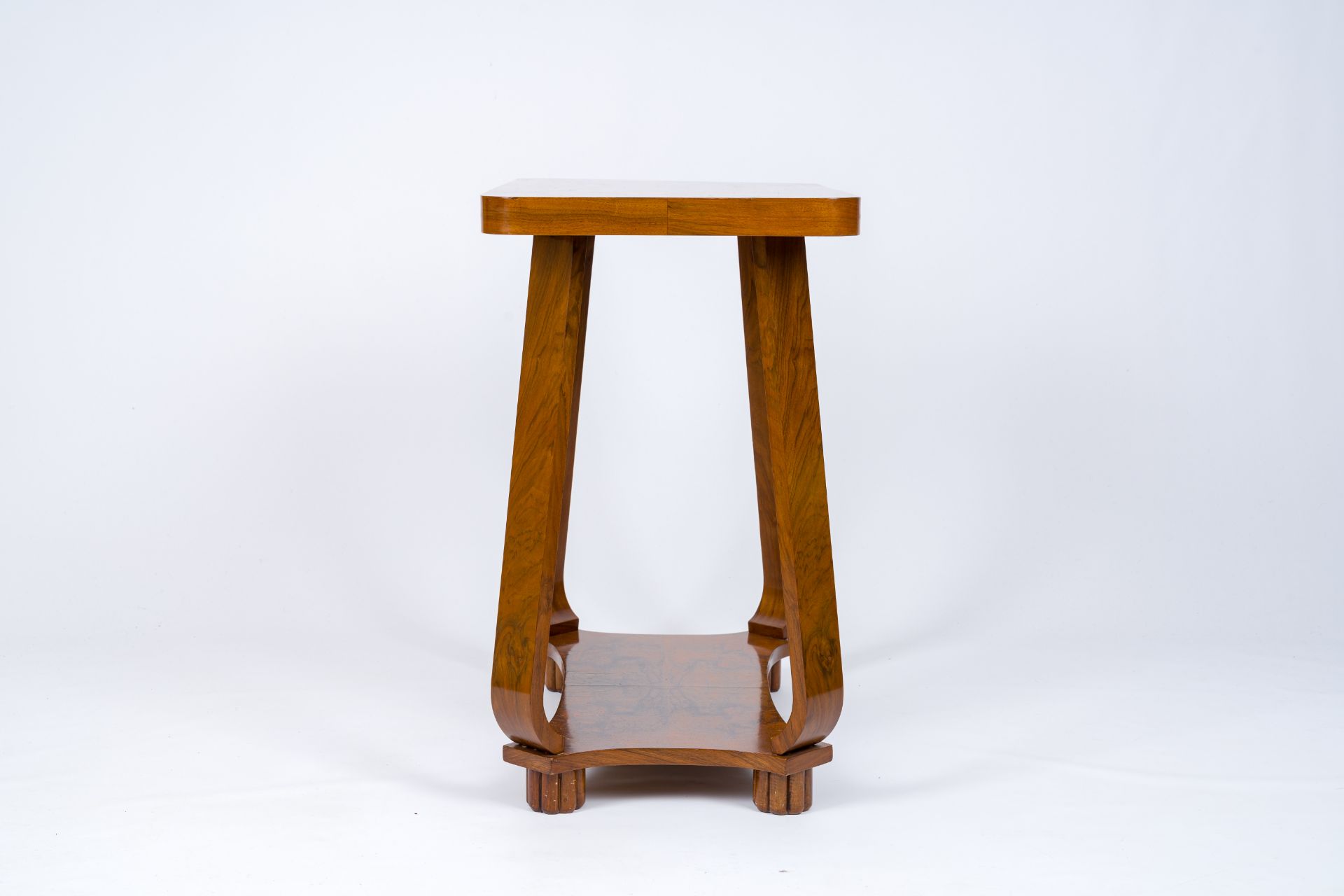 A French Art Deco walnut veneered side table, second quarter 20th C. - Image 3 of 7