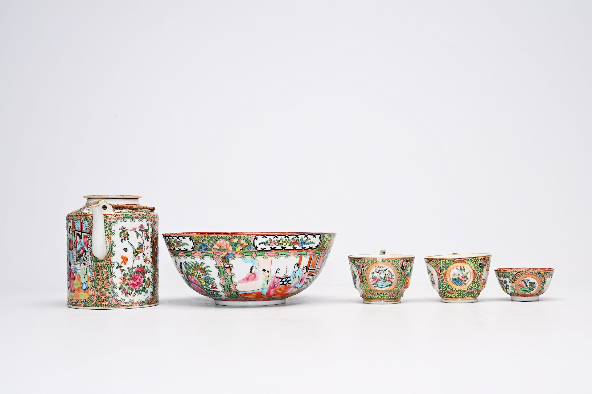 A Chinese Canton famille rose seventeen-part tea set and a bowl with palace scenes and floral design - Image 5 of 20