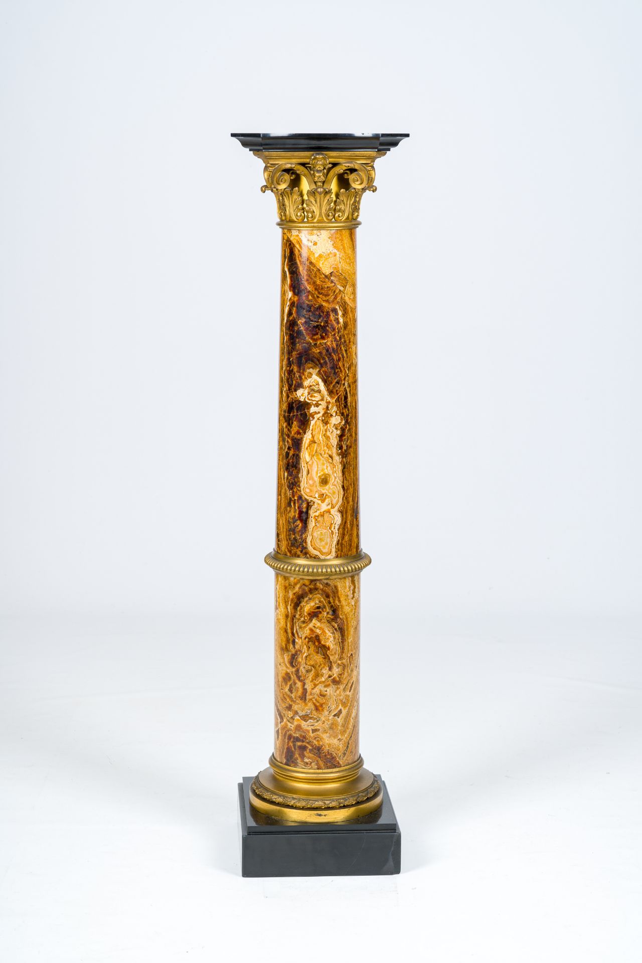 An Italian 'albastro fiorito' column with gilt bronze Corinthian capital, 19th C. - Image 3 of 7