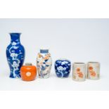 A varied collection of Chinese blue and white and iron-red porcelain, 19th/20th C.