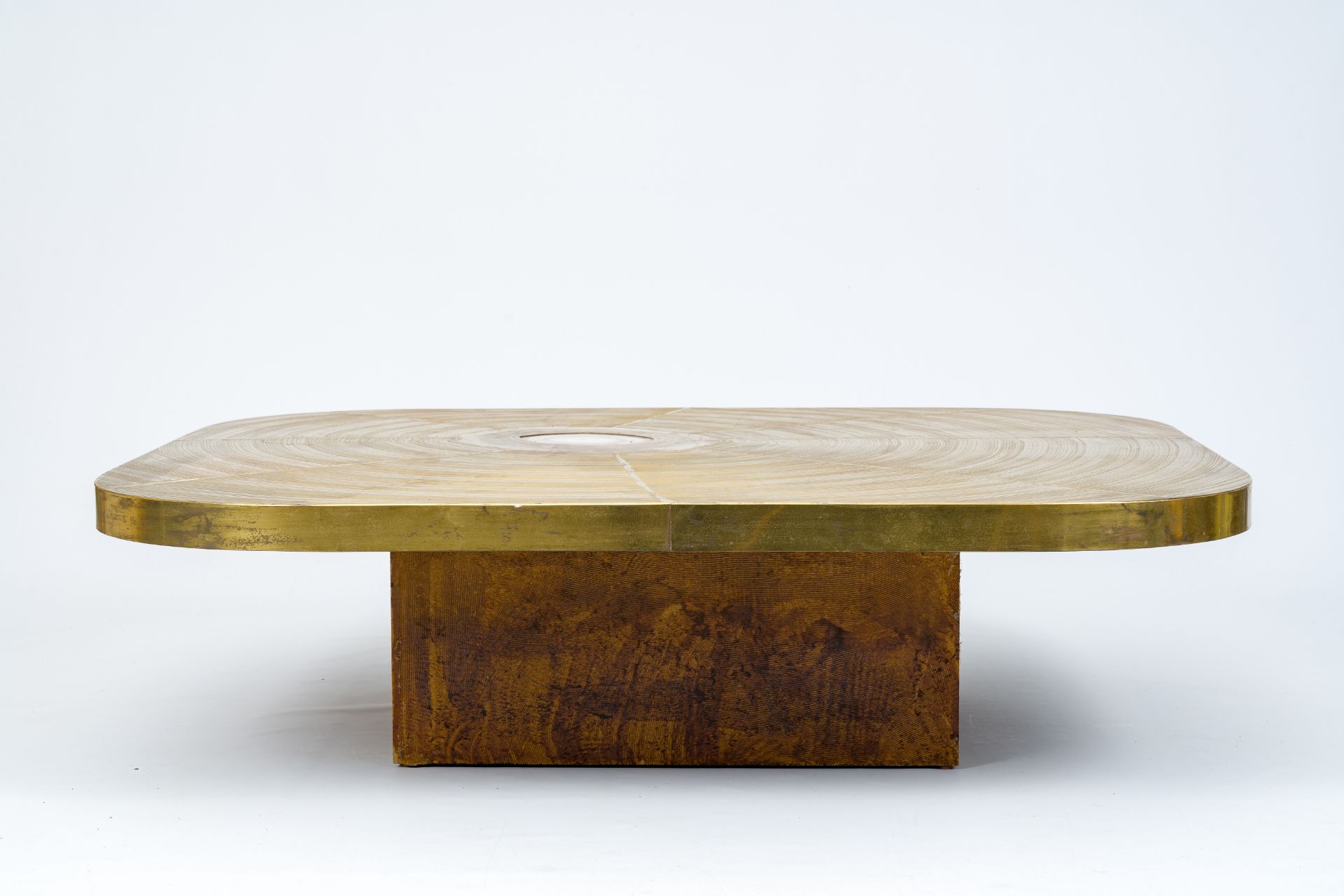 A design coffee table with an etched brass table top with an agate stone, Georges Mathias for Lova C - Image 4 of 8