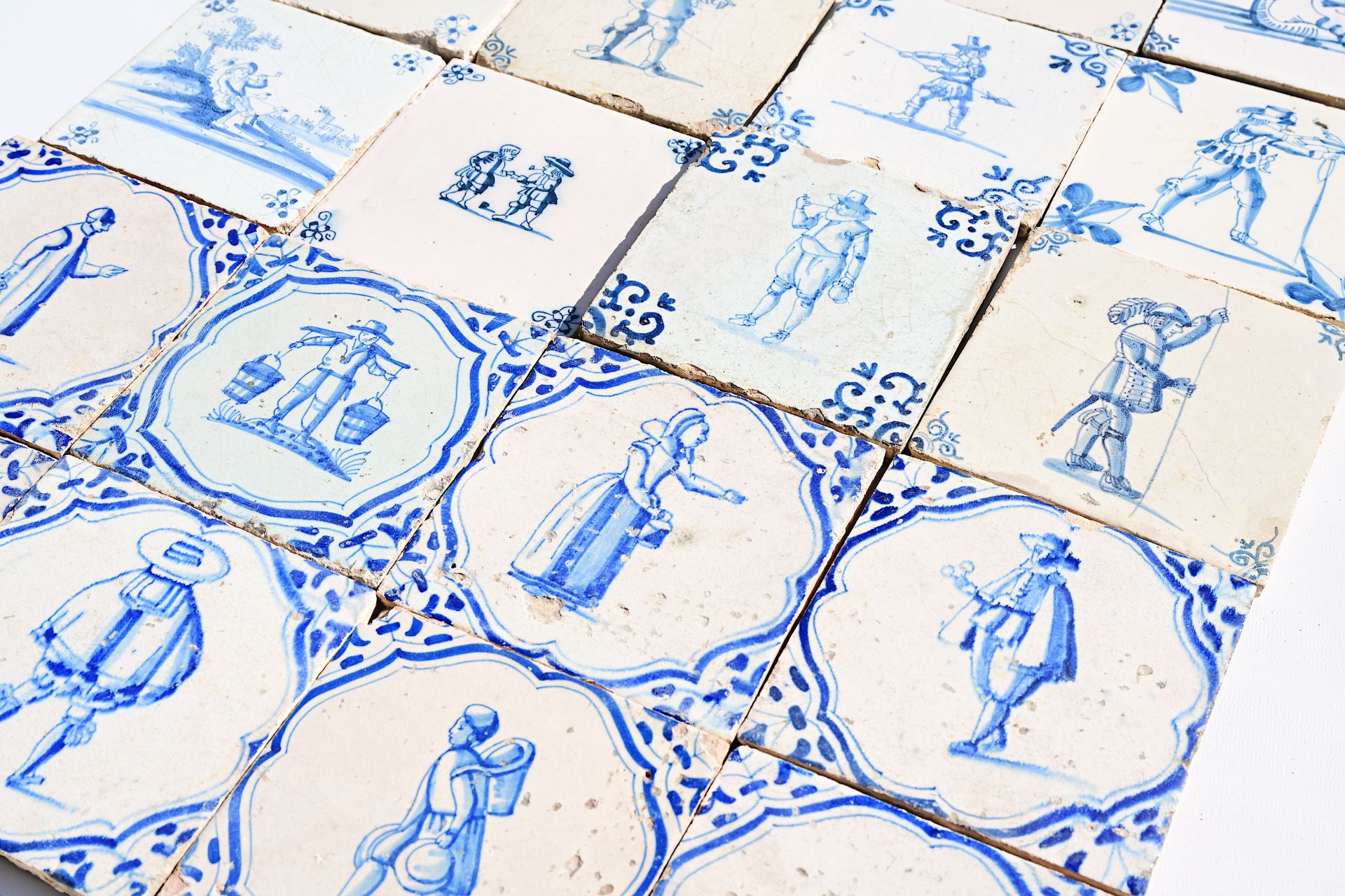 Twenty-one Dutch Delft blue and white 'figure' tiles, 17th/18th C. - Image 3 of 3