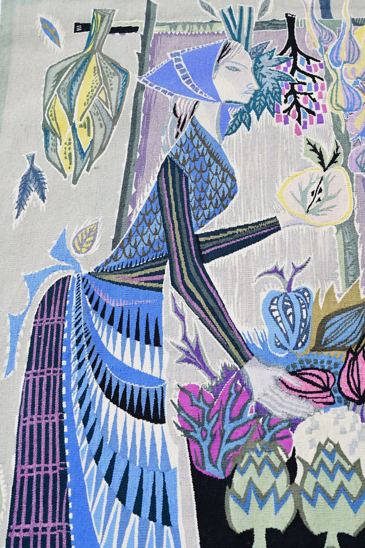 Mary Dambiermont (1932-1983): The three graces of rural life, wall tapestry, Koninklijke Manufactuur - Image 5 of 9