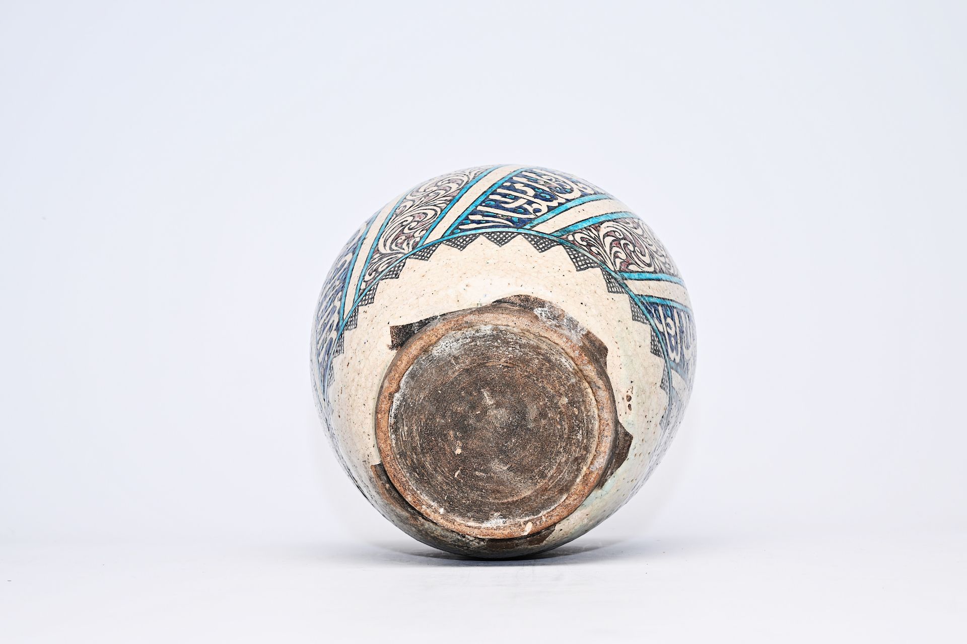 A polychrome pottery jar with floral and calligraphic design, Iran, 19th C. - Image 5 of 9