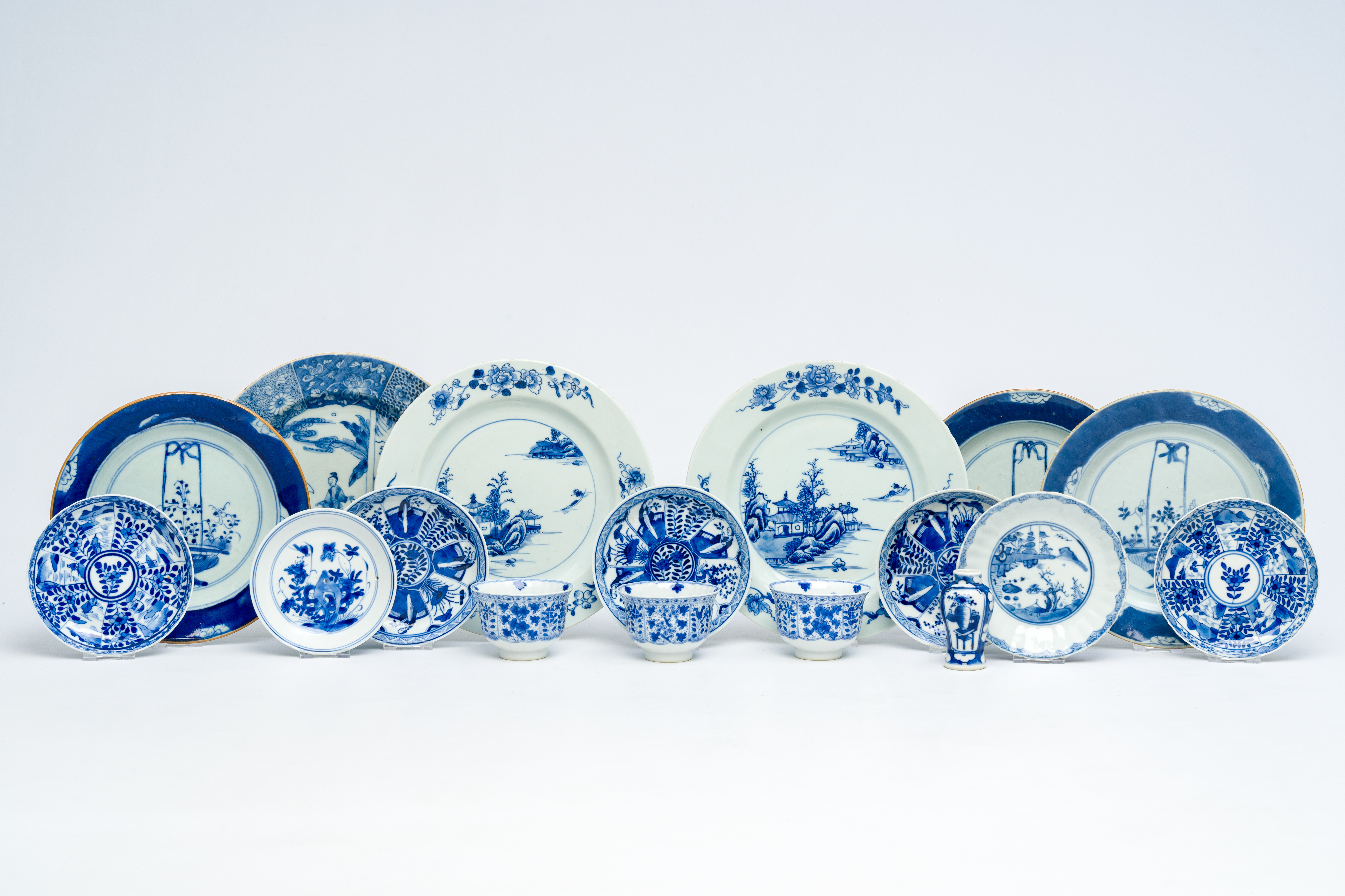 A varied collection of Chinese blue and white porcelain, Kangxi and later