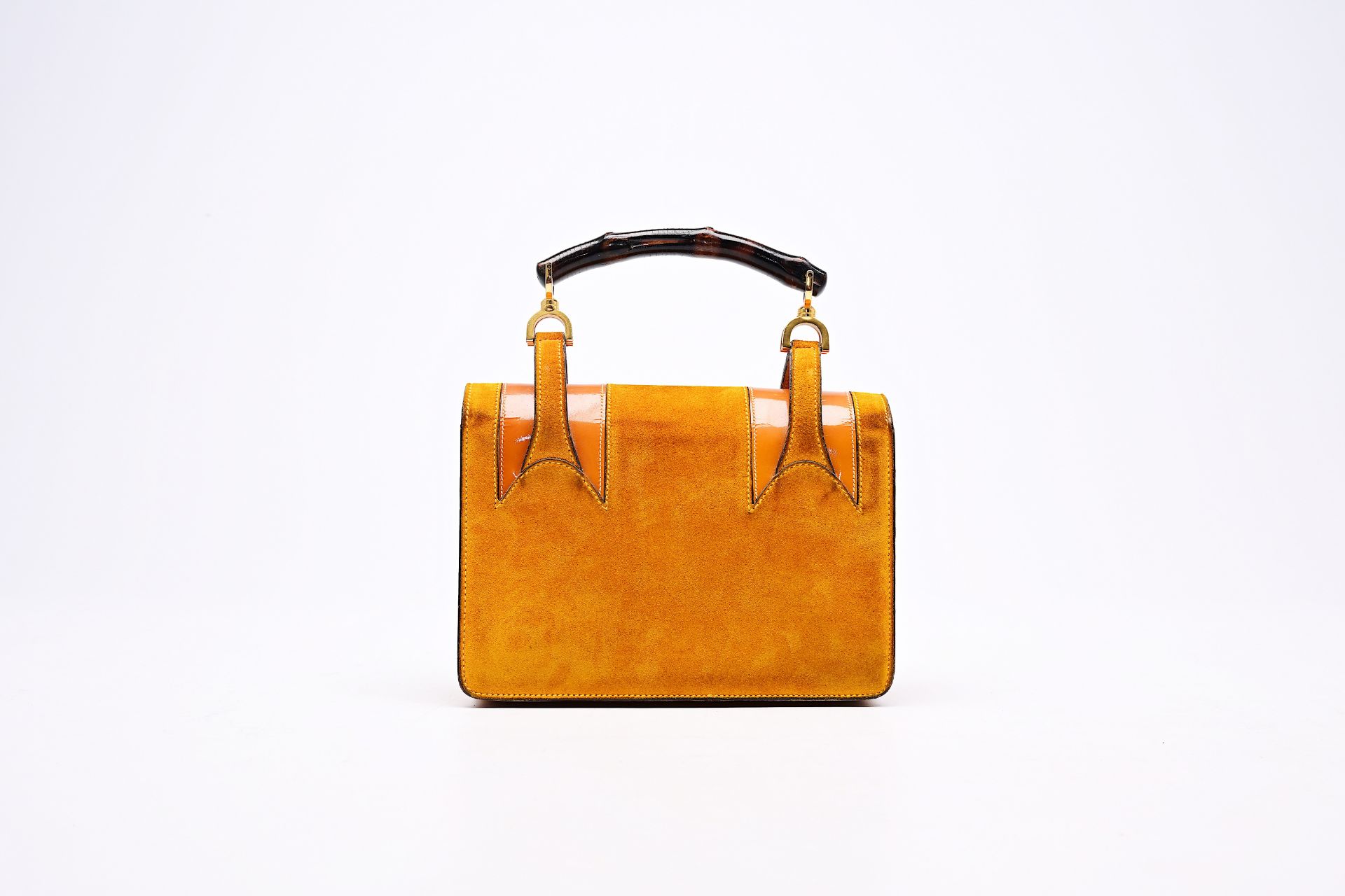 An Italian ochre yellow Alcantara Gucci handbag, 20th C. - Image 4 of 7