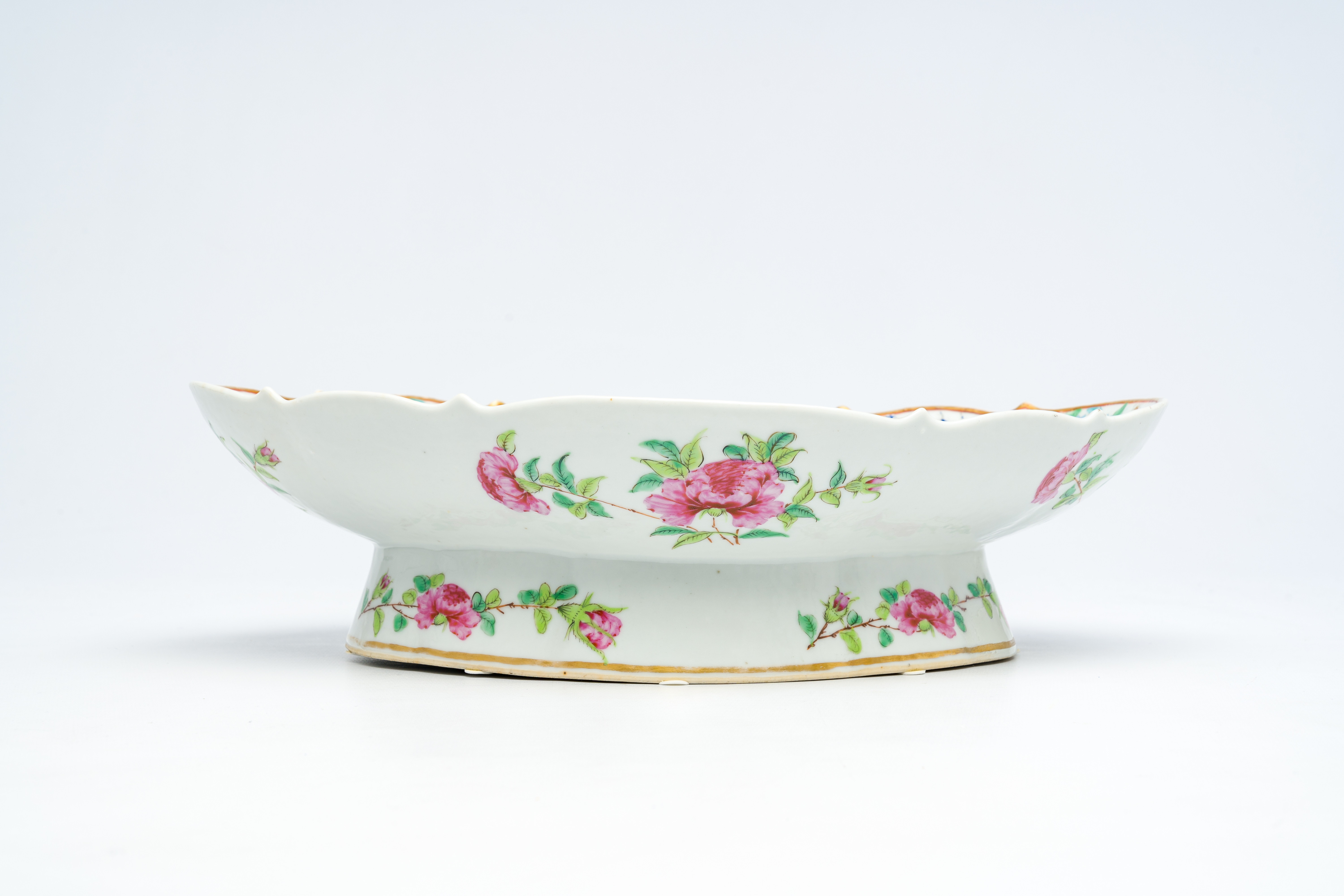 A Chinese Canton famille rose lobed bowl on foot with an animated palace scene and floral design, 19 - Image 4 of 7