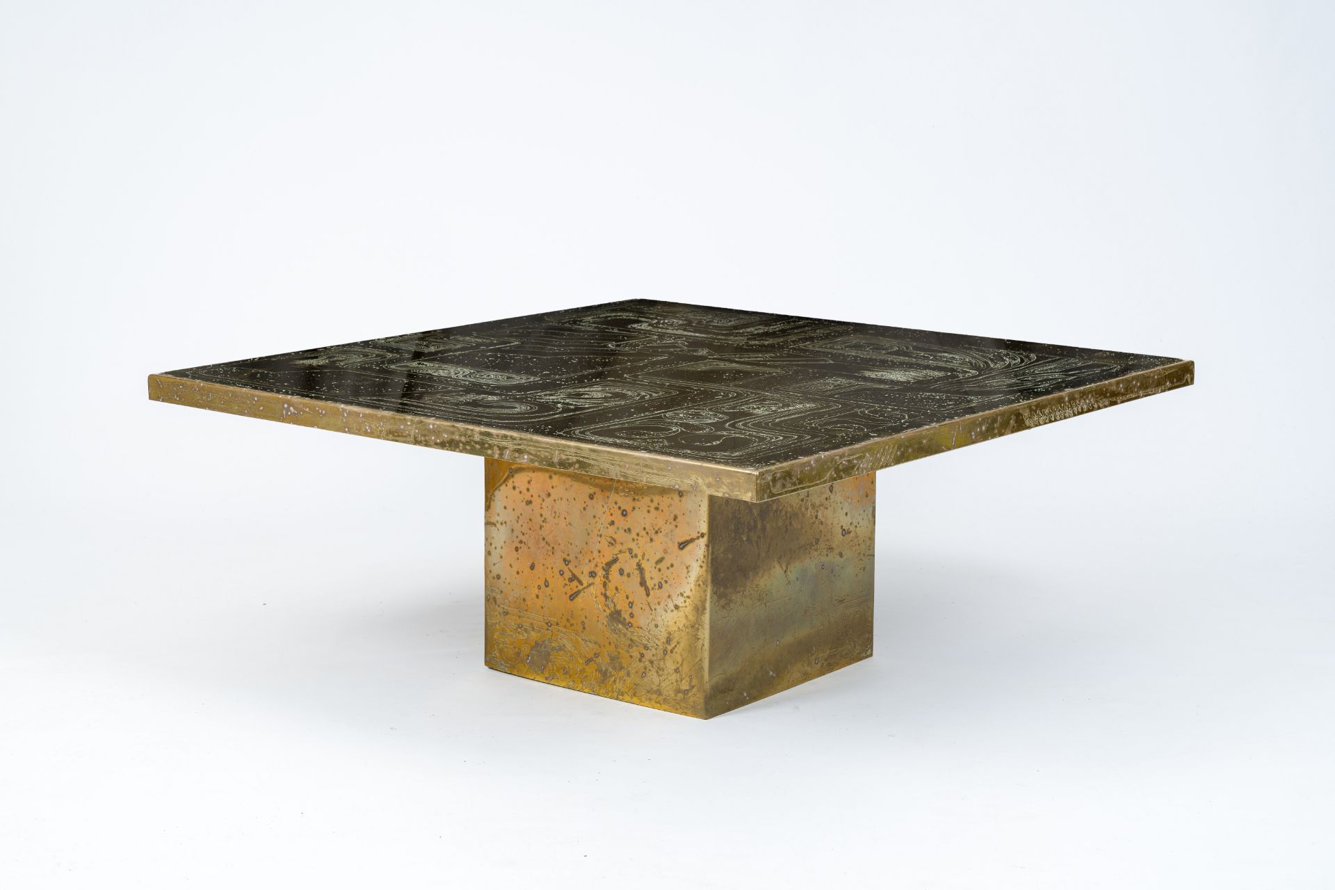 Christian Heckscher (1951): A design coffee table with an etched brass table top, 1970's/1980's - Image 2 of 9