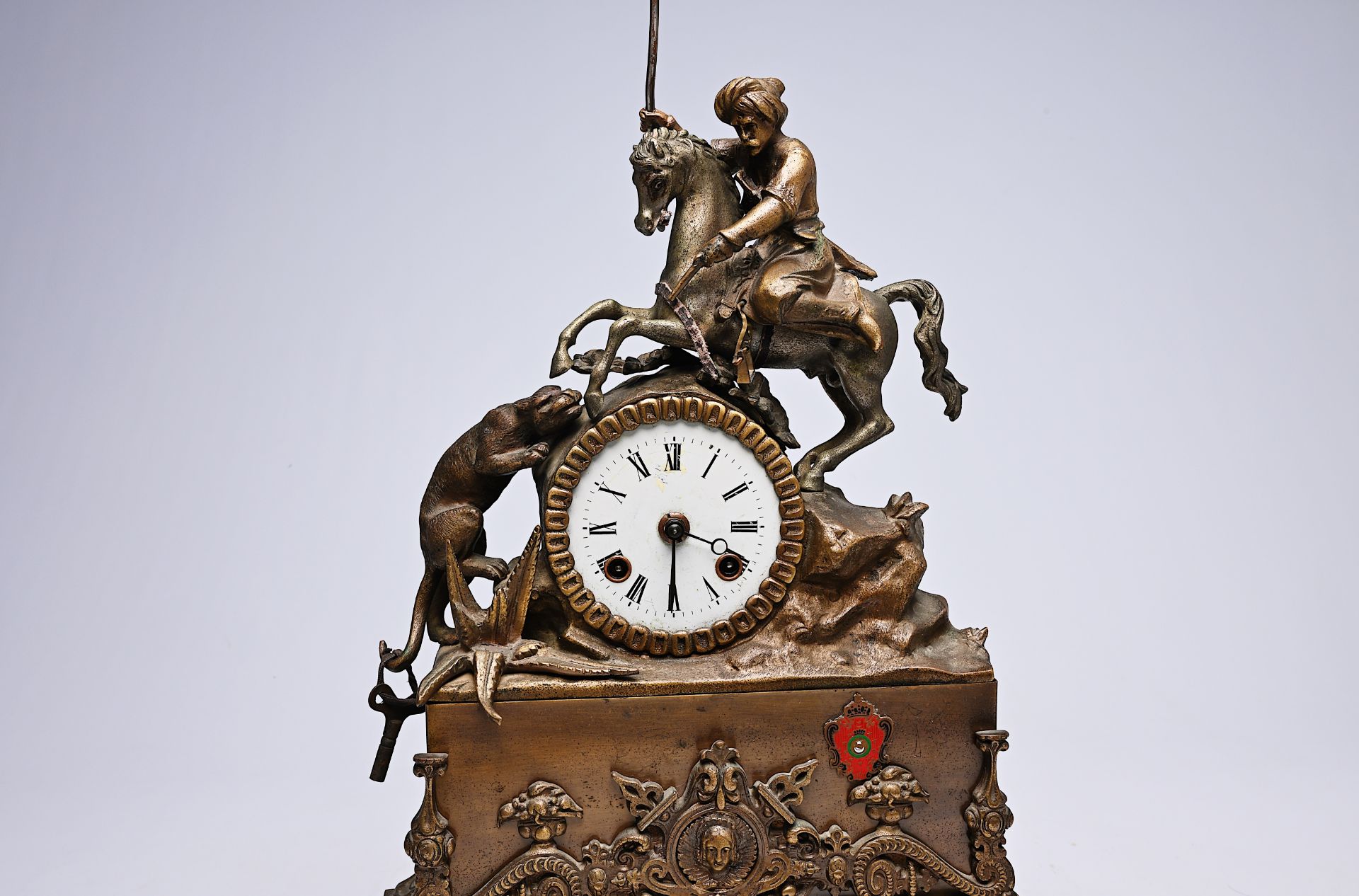 A German partly bronze mantel clock crowned with a Moorish rider on horseback, 19th/20th C. - Bild 6 aus 9