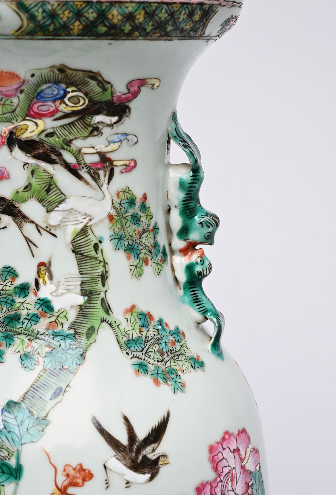 A Chinese famille rose vase with birds among blossoming branches, 19th C. - Image 15 of 16