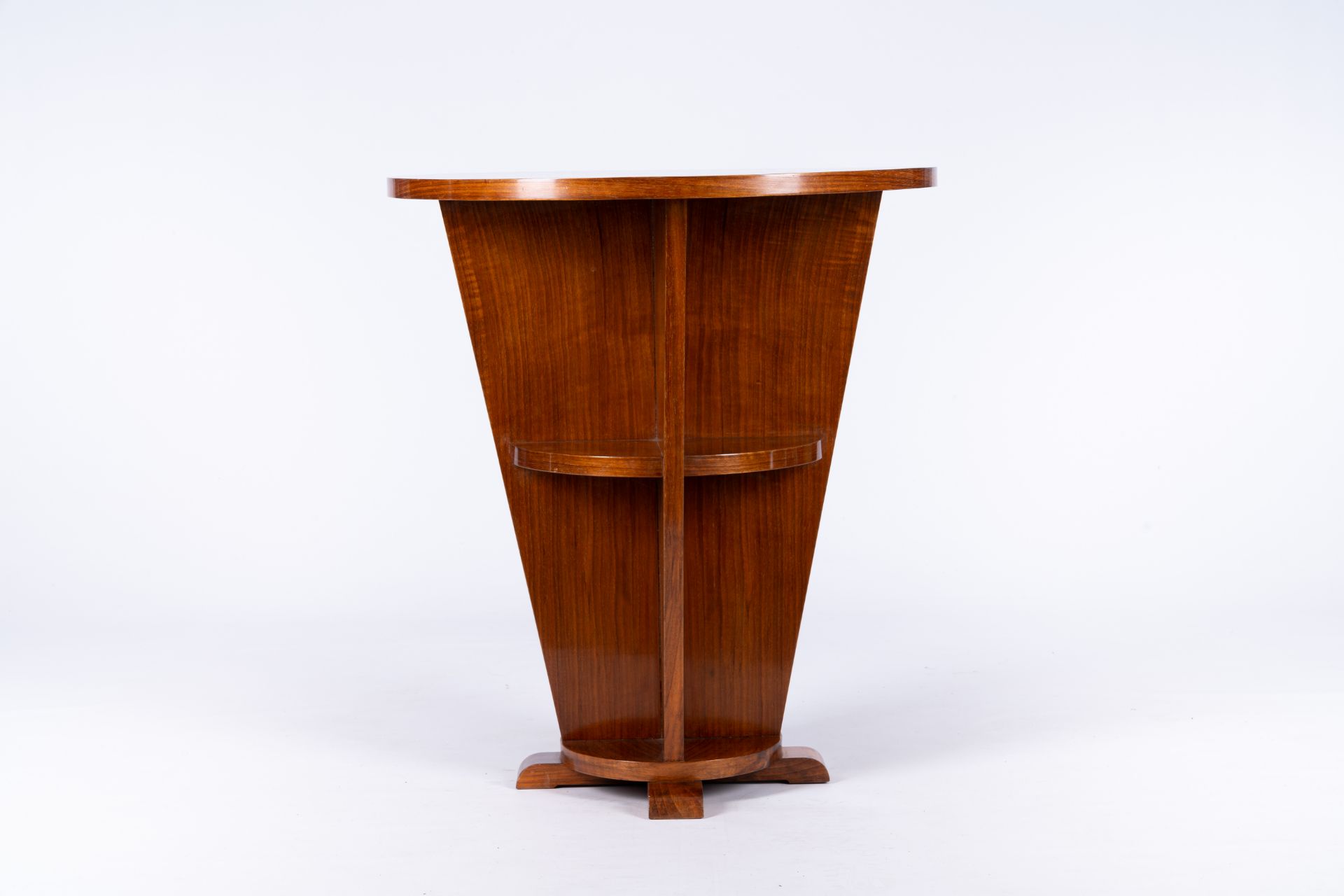 A round veneered wood two tier Art Deco side table, 20th C. - Image 6 of 7