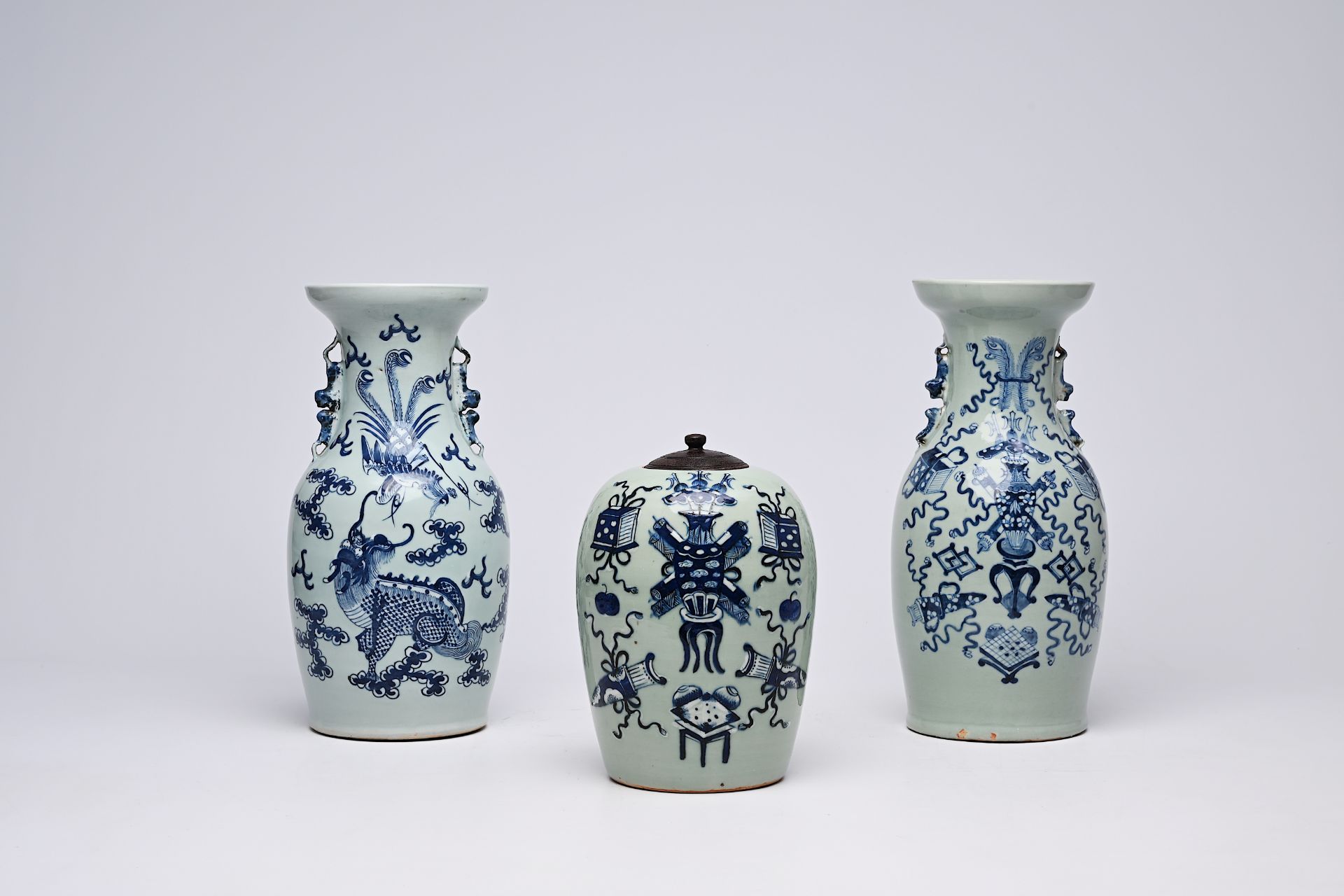 Two Chinese blue and white celadon ground vases and a ginger jar with antiquities, a dragon and a ph - Bild 16 aus 16