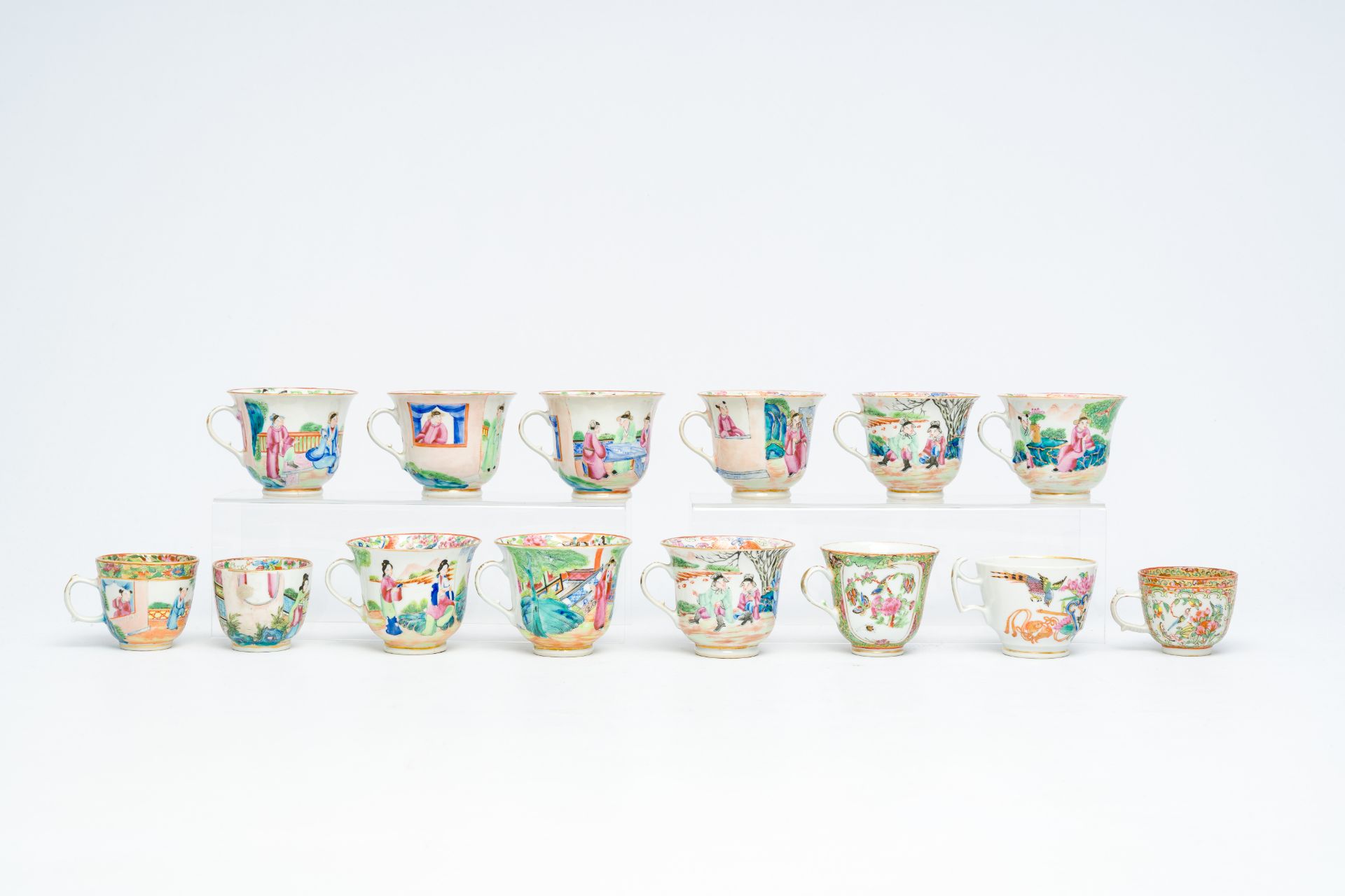 14 Chinese Canton famille rose cups and two saucers, 19th C. - Bild 4 aus 9
