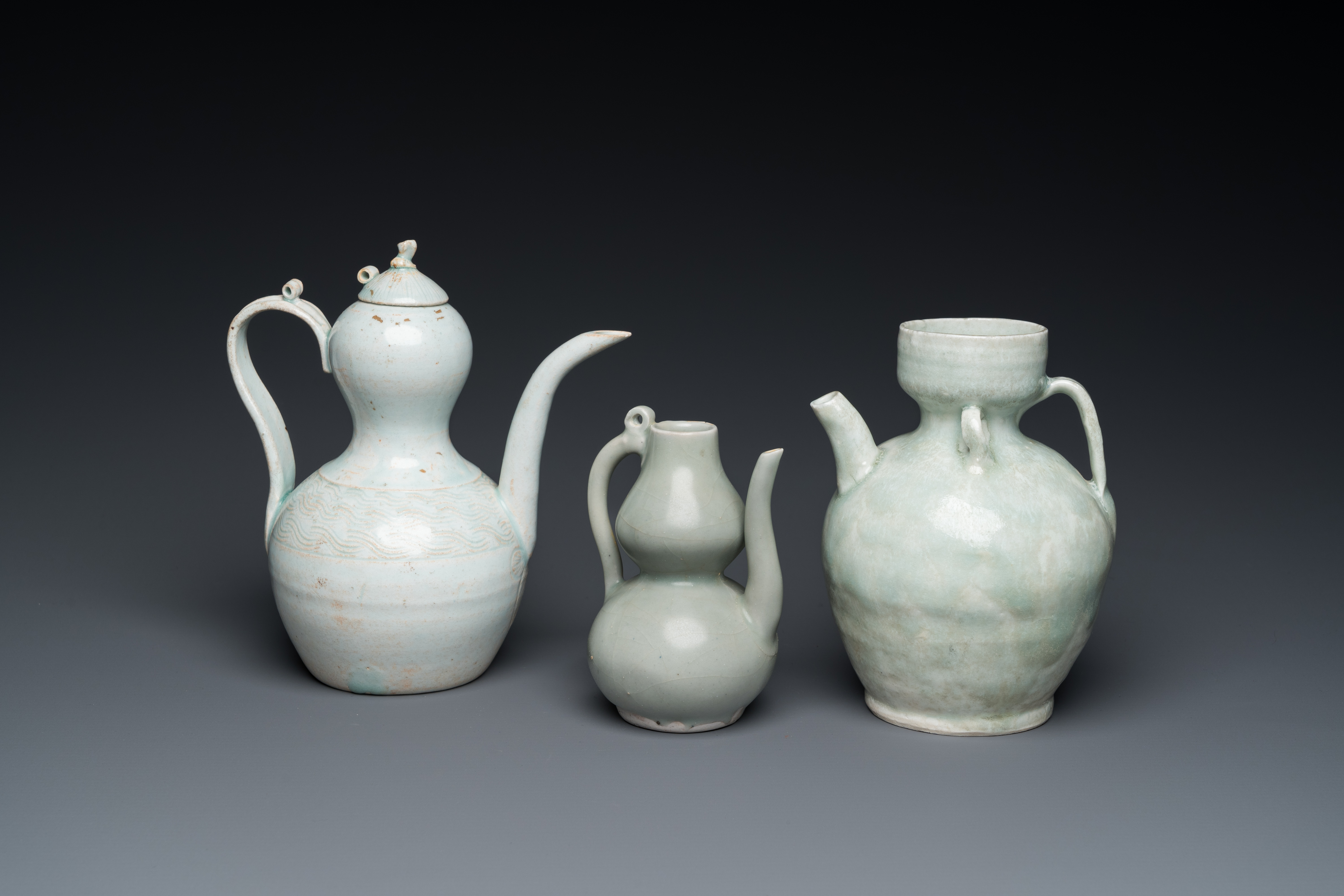 Six Chinese celadon and qingbai wares, Song/Ming - Image 2 of 16