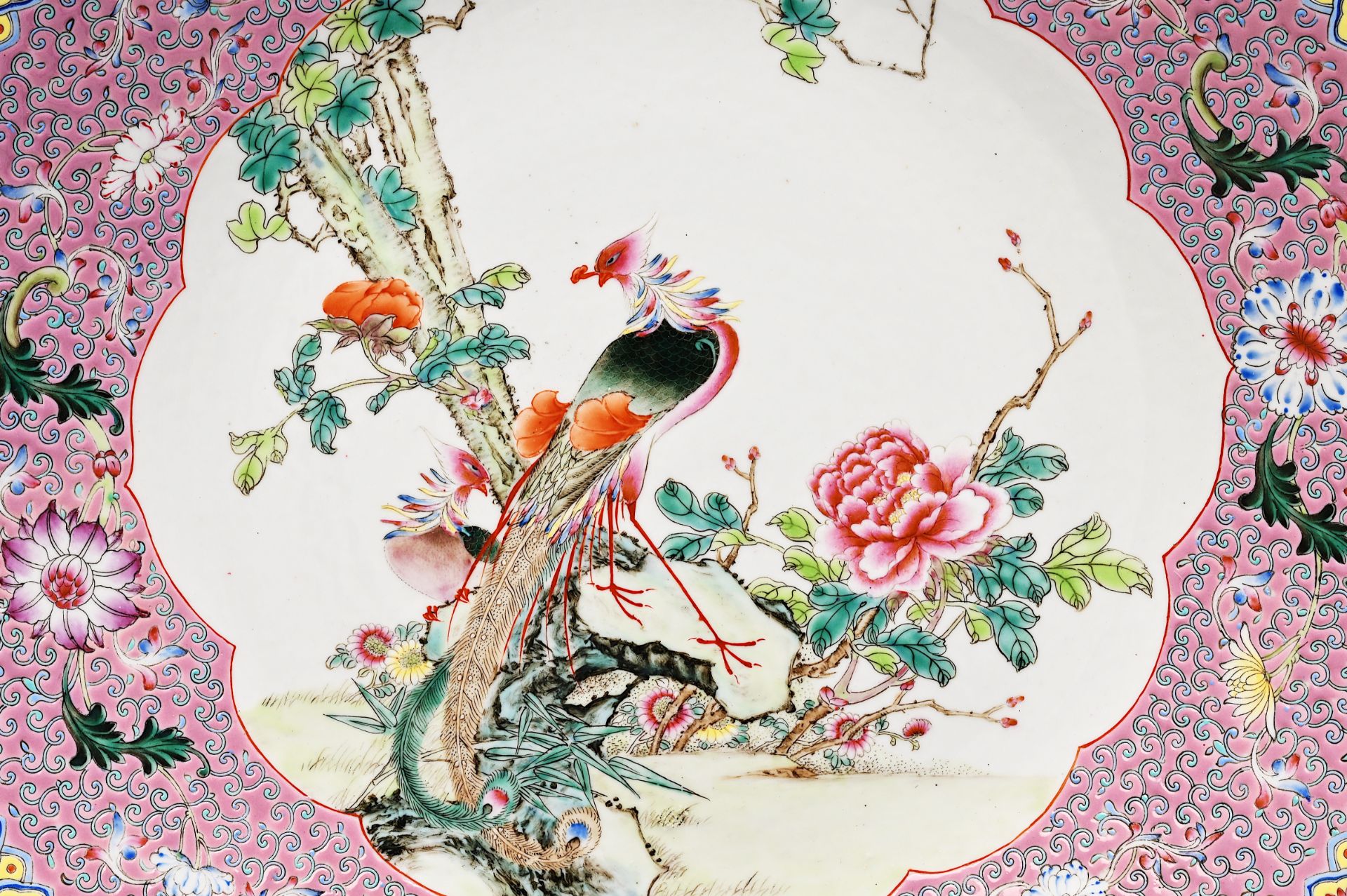 Two Chinese famille rose dishes with phoenixes among blossoming branches and ladies on a terrace, Qi - Image 5 of 10