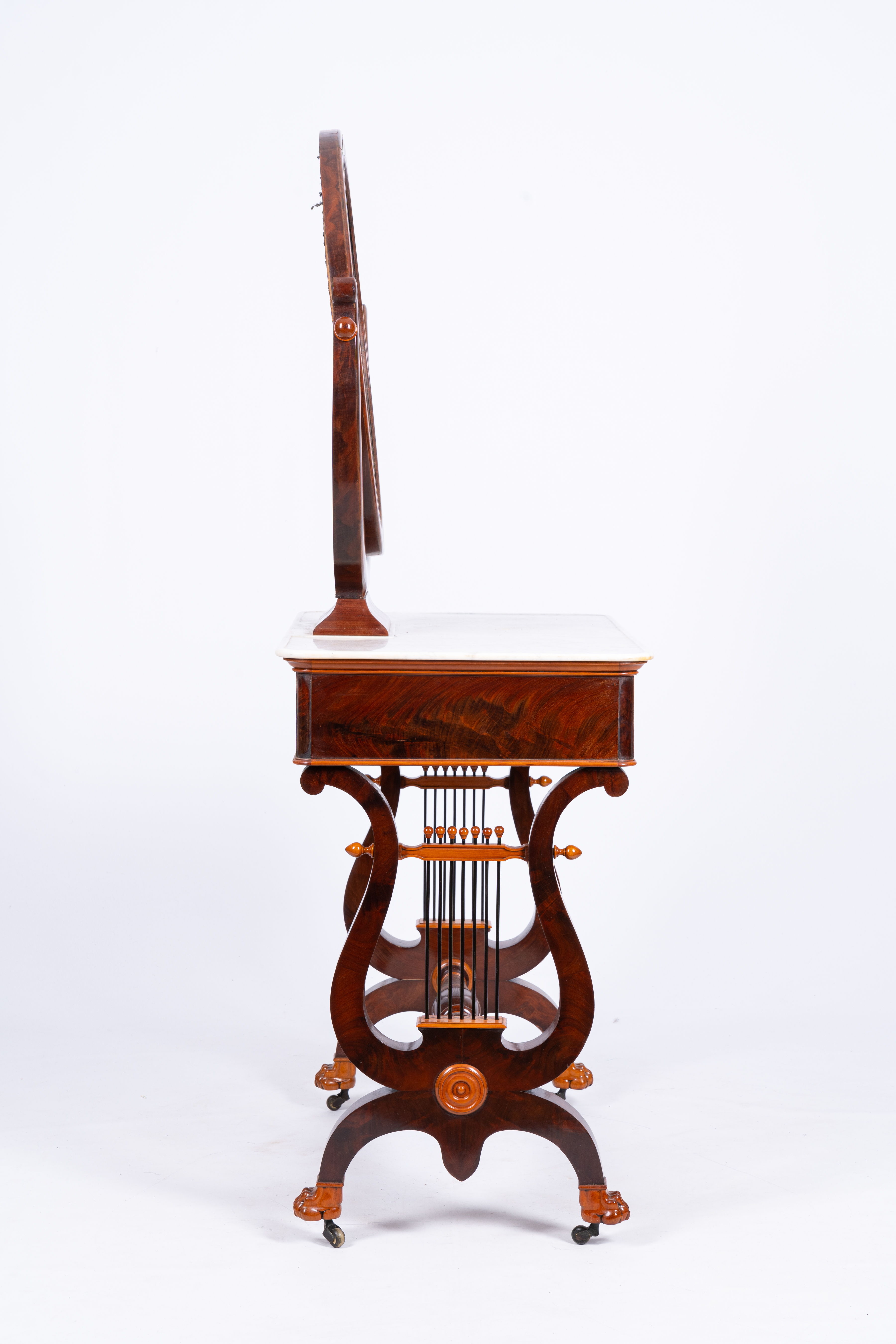 A mahogany toiletry table with lyre harp shaped base and marble top, 19th C. - Image 5 of 6