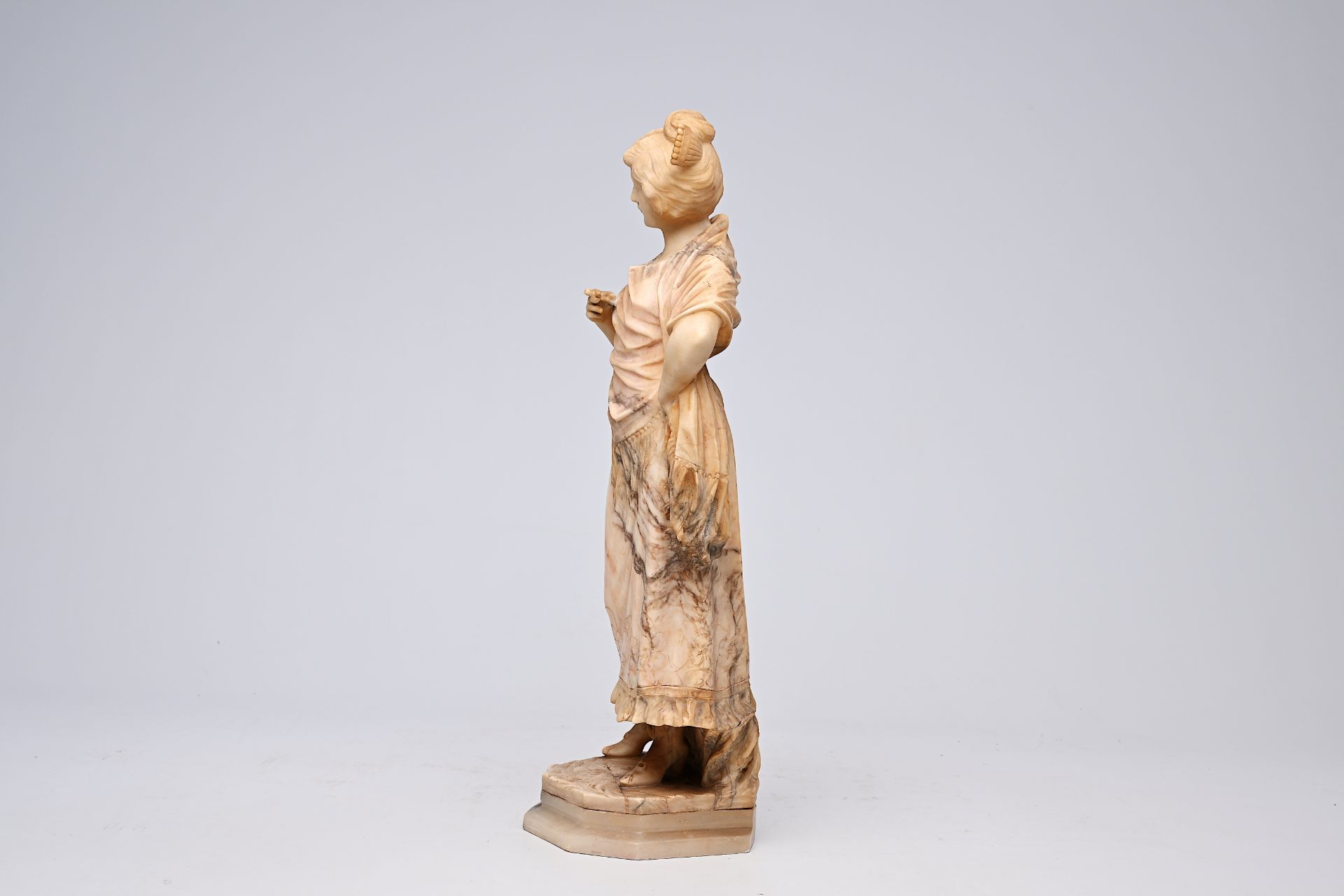 European school: High society lady in going out clothes, alabaster, first half 20th C. - Image 5 of 13