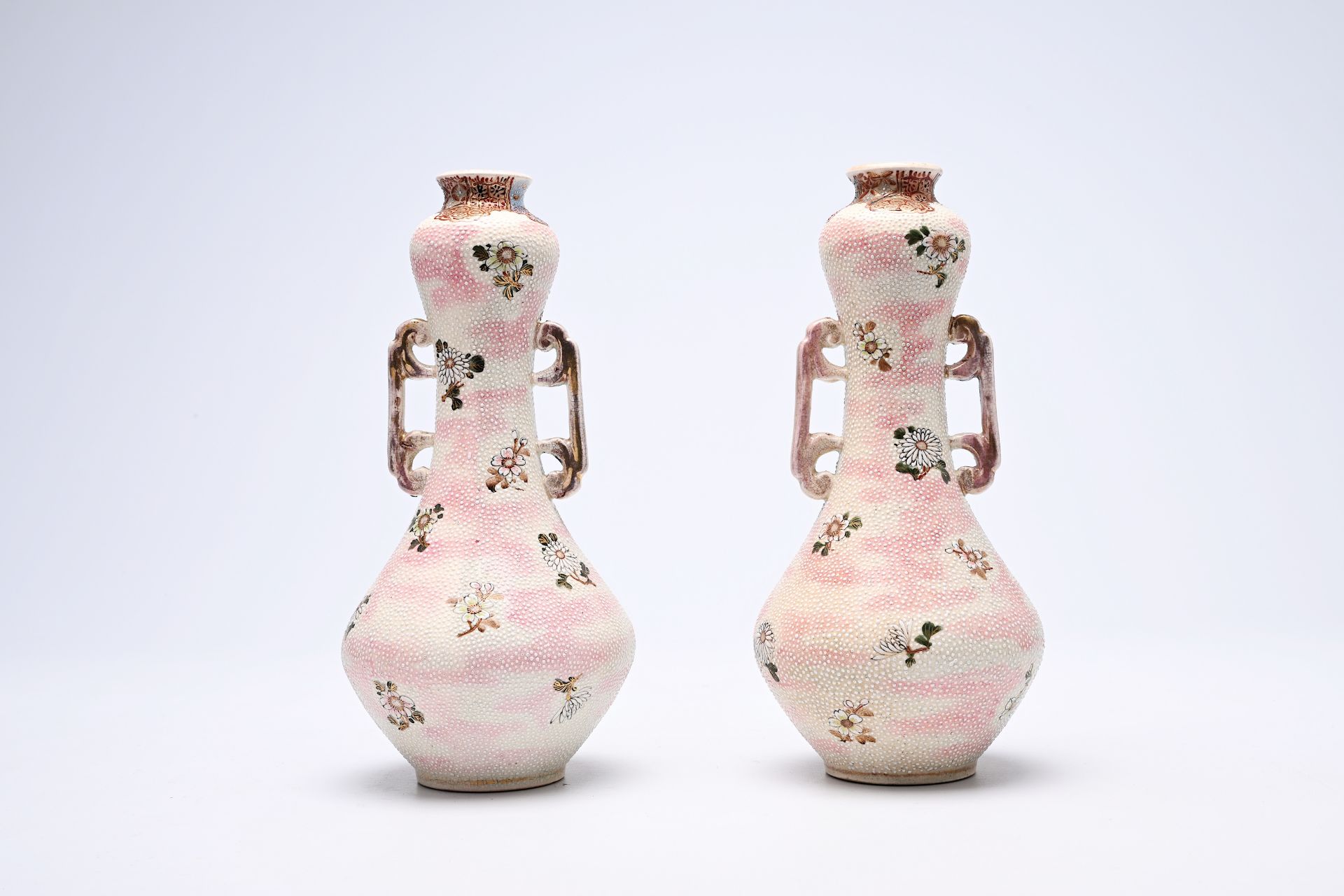 An extensive collection of Japanese Satsuma and Kutani porcelain, Meiji/Showa, 19th/20th C. - Image 26 of 30