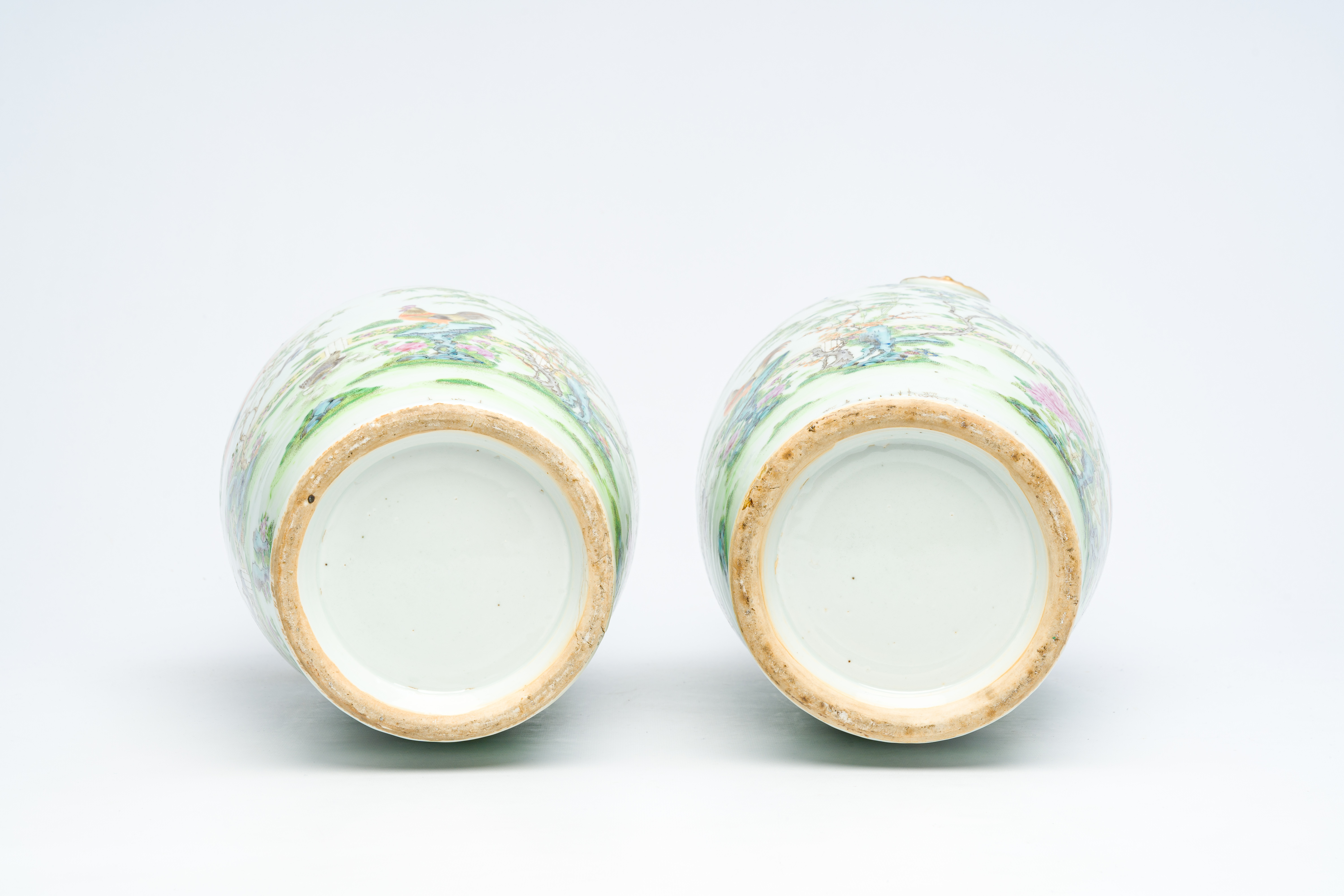 A pair of Chinese Canton famille rose vases with birds among blossoming branches, 19th C. - Image 6 of 6