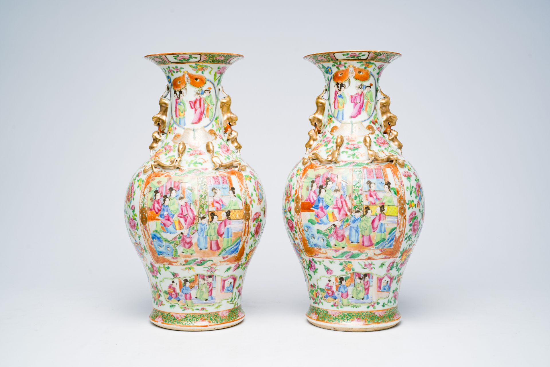 A pair of Chinese Canton famille rose vases with palace scenes, floral design and antiquities, 19th - Image 5 of 28