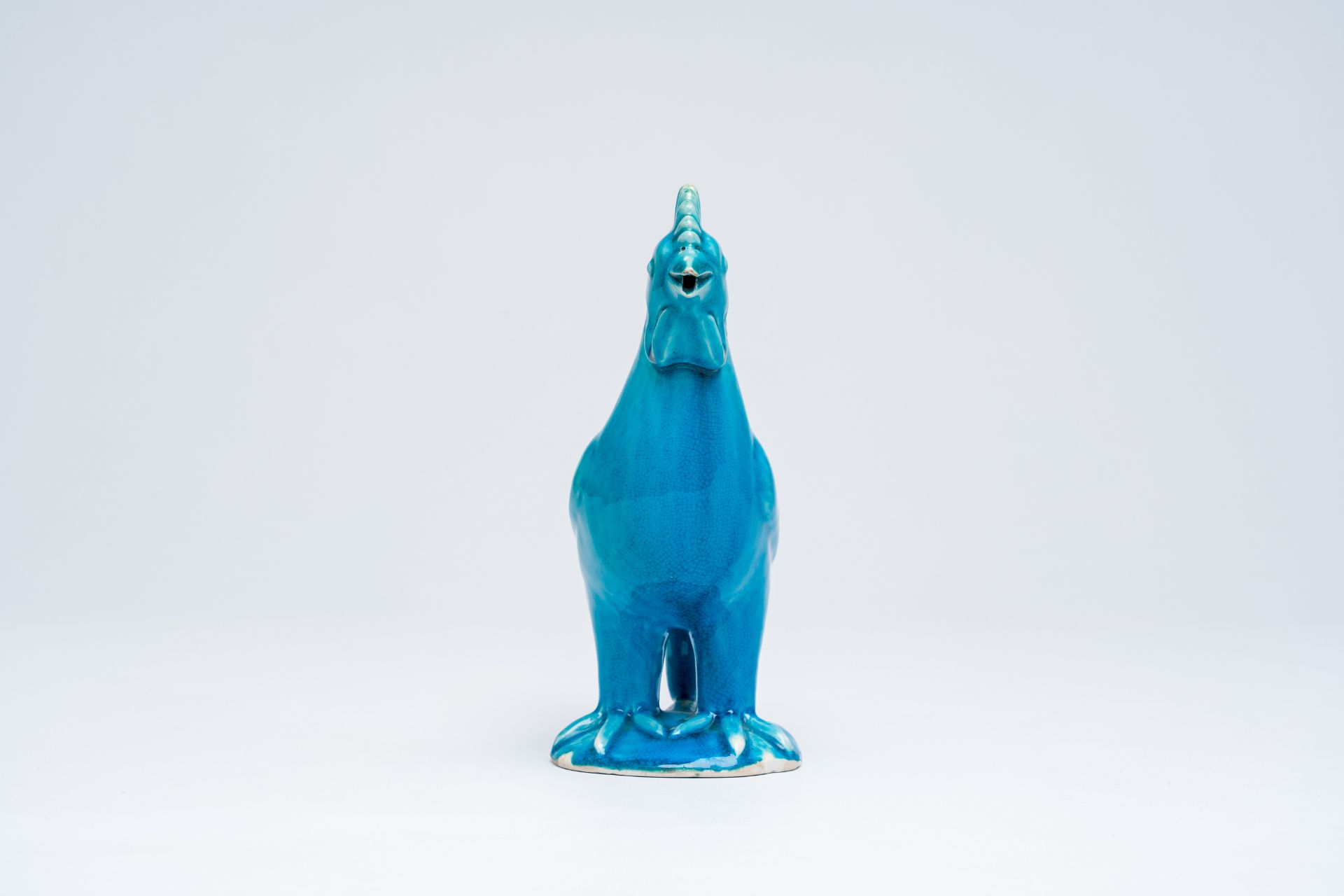 A Chinese turquoise-glazed cadogan 'rooster' ewer or teapot, 19th/20th C. - Image 5 of 7