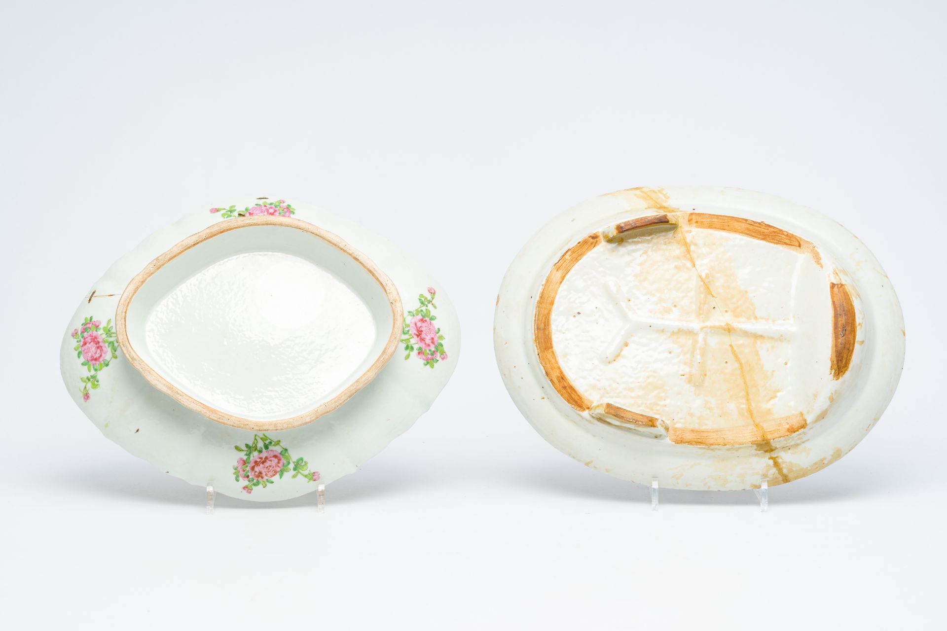 A varied collection of Chinese Canton famille rose plates and dishes, 19th/20th C. - Bild 3 aus 9