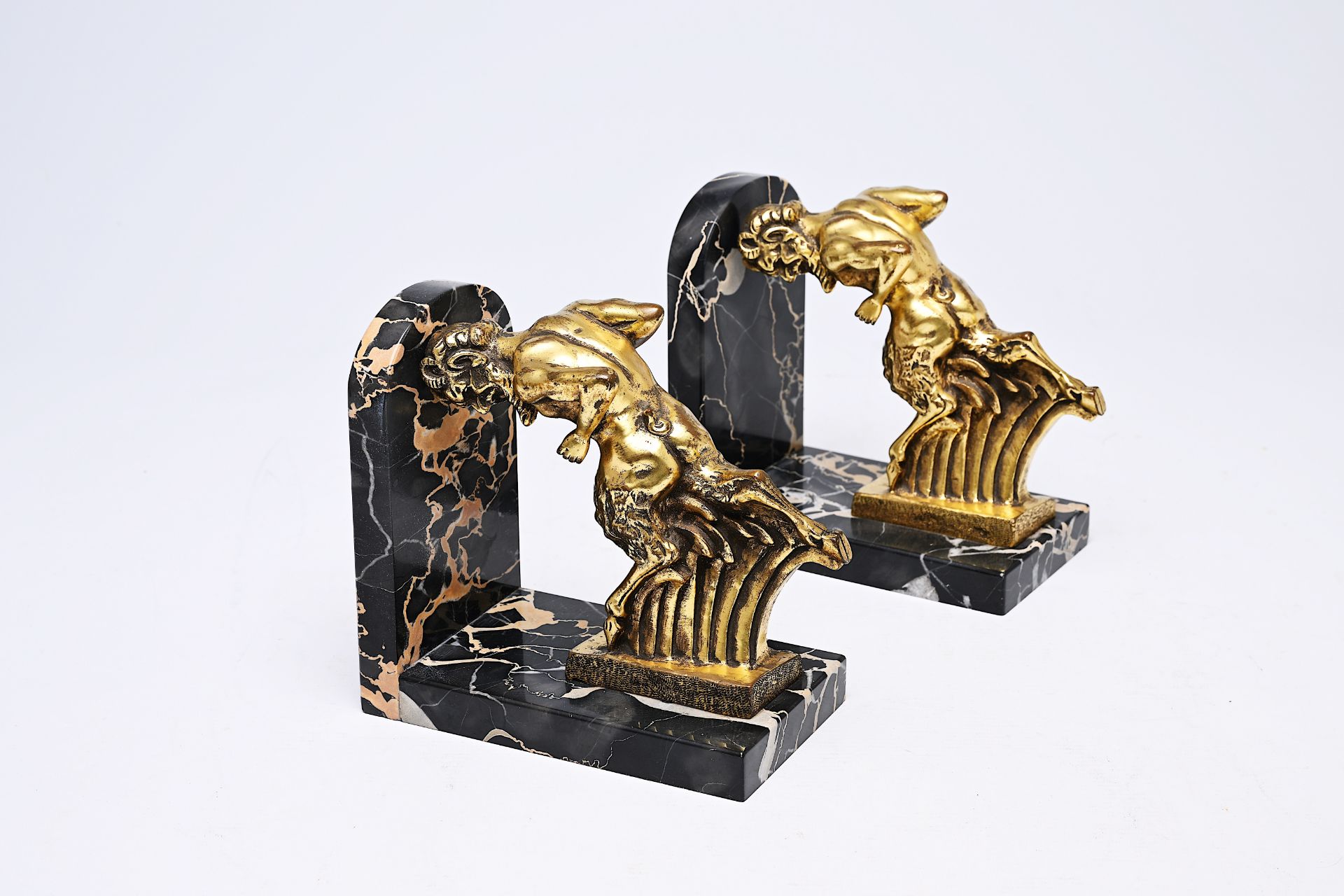 Irenee Rochard (1906-1984): A pair of bookends in the shape of satyrs, gilt bronze on a marble base - Image 4 of 8