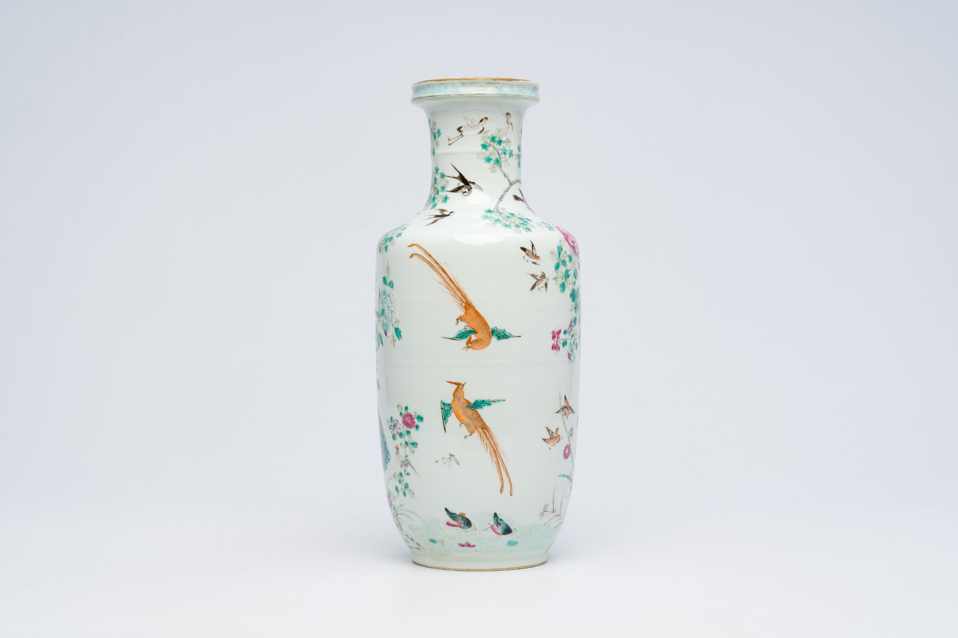 A Chinese famille rose rouleau vase with birds among blossoming branches, 19th C. - Image 3 of 7