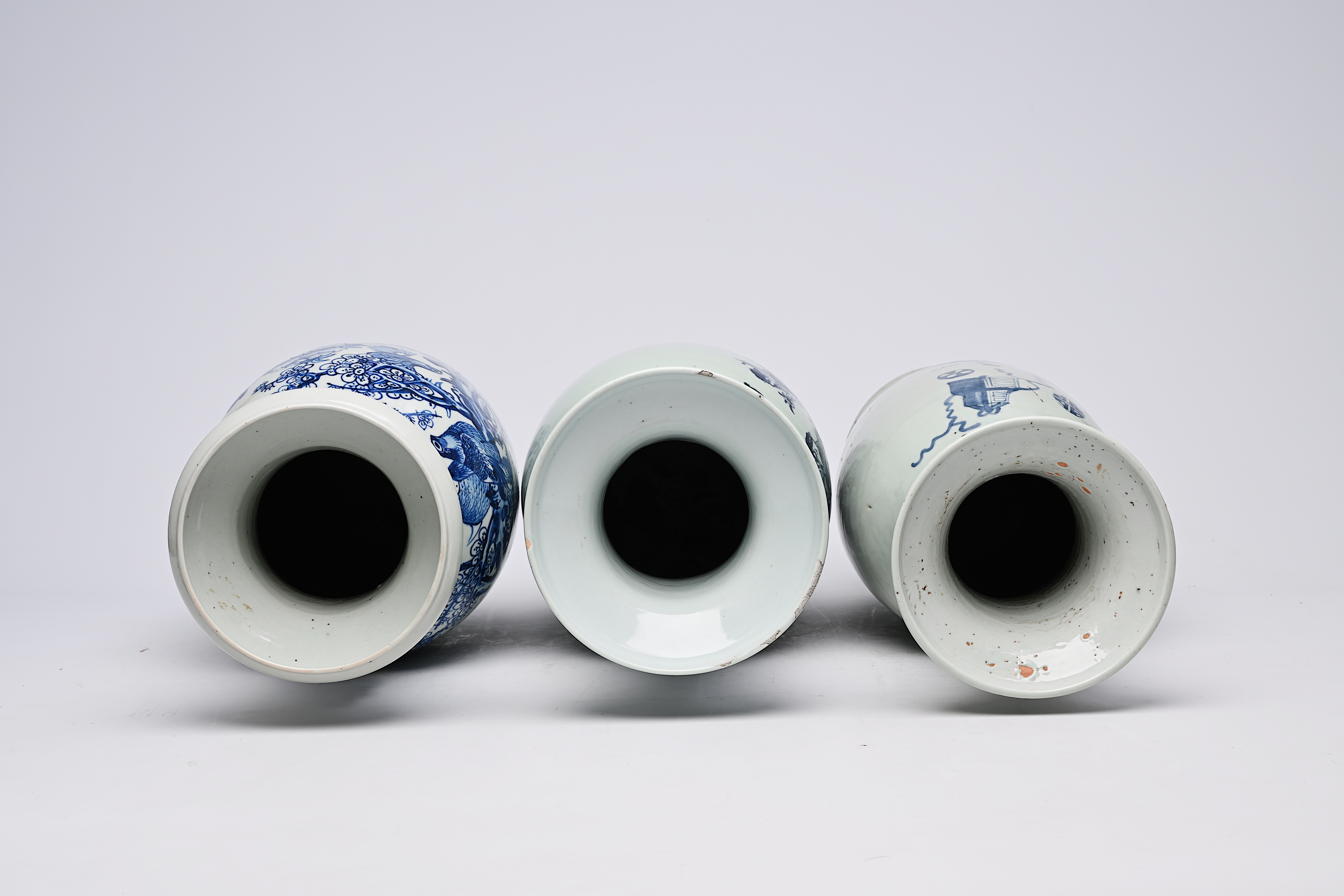 Three various Chinese blue and white celadon ground vases, 19th/20th C. - Image 10 of 16