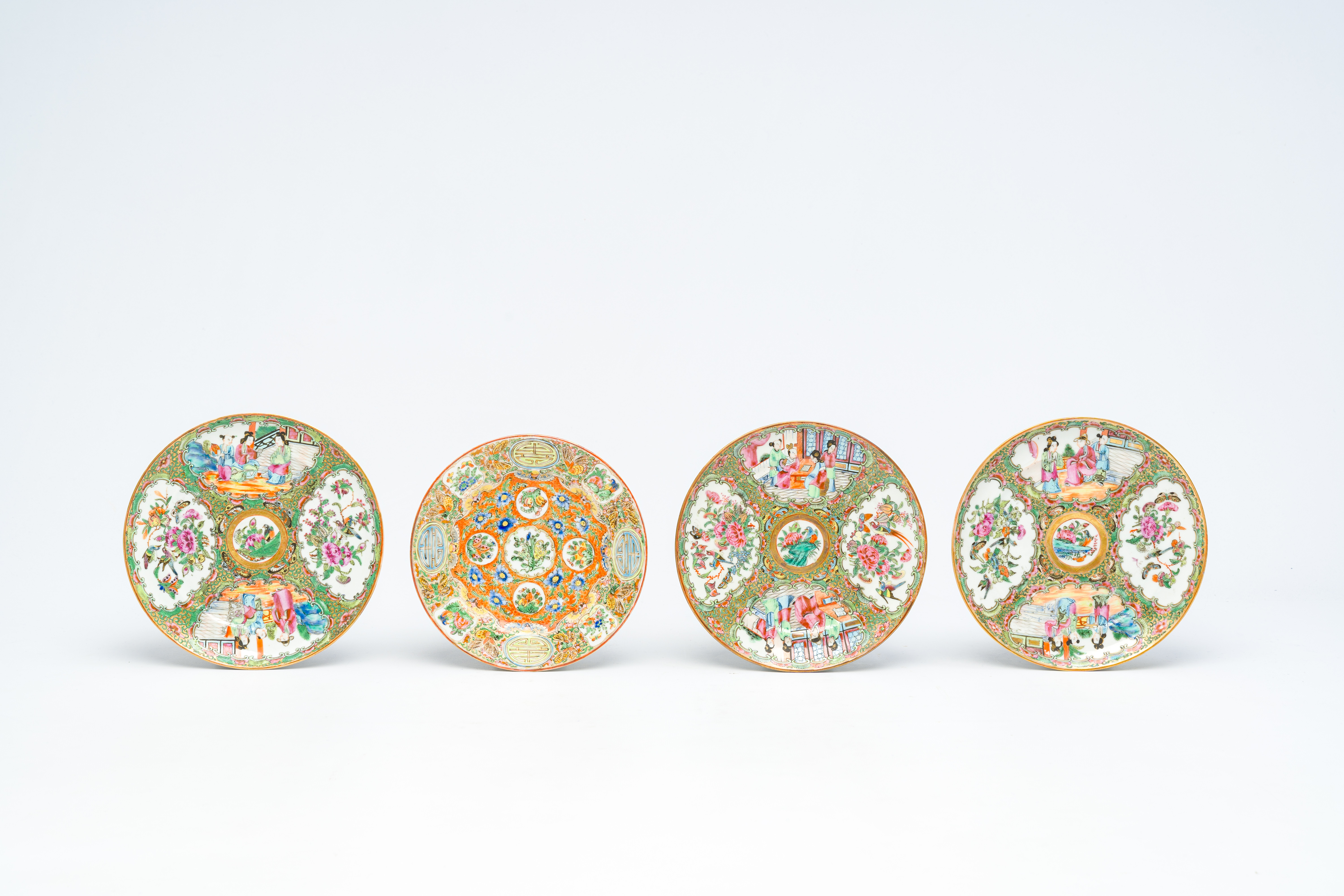 An extensive collection of Chinese Canton famille rose porcelain, 19th C. - Image 3 of 18