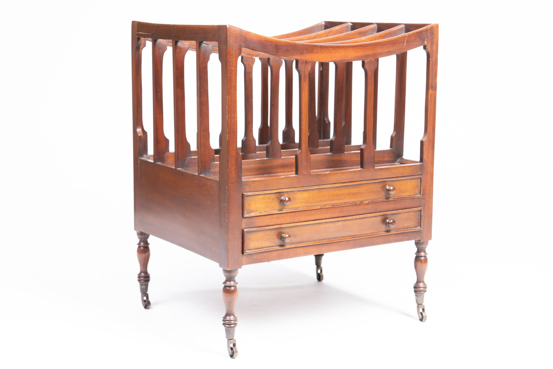 An English mahogany newspaper rack, 20th C. - Bild 2 aus 7