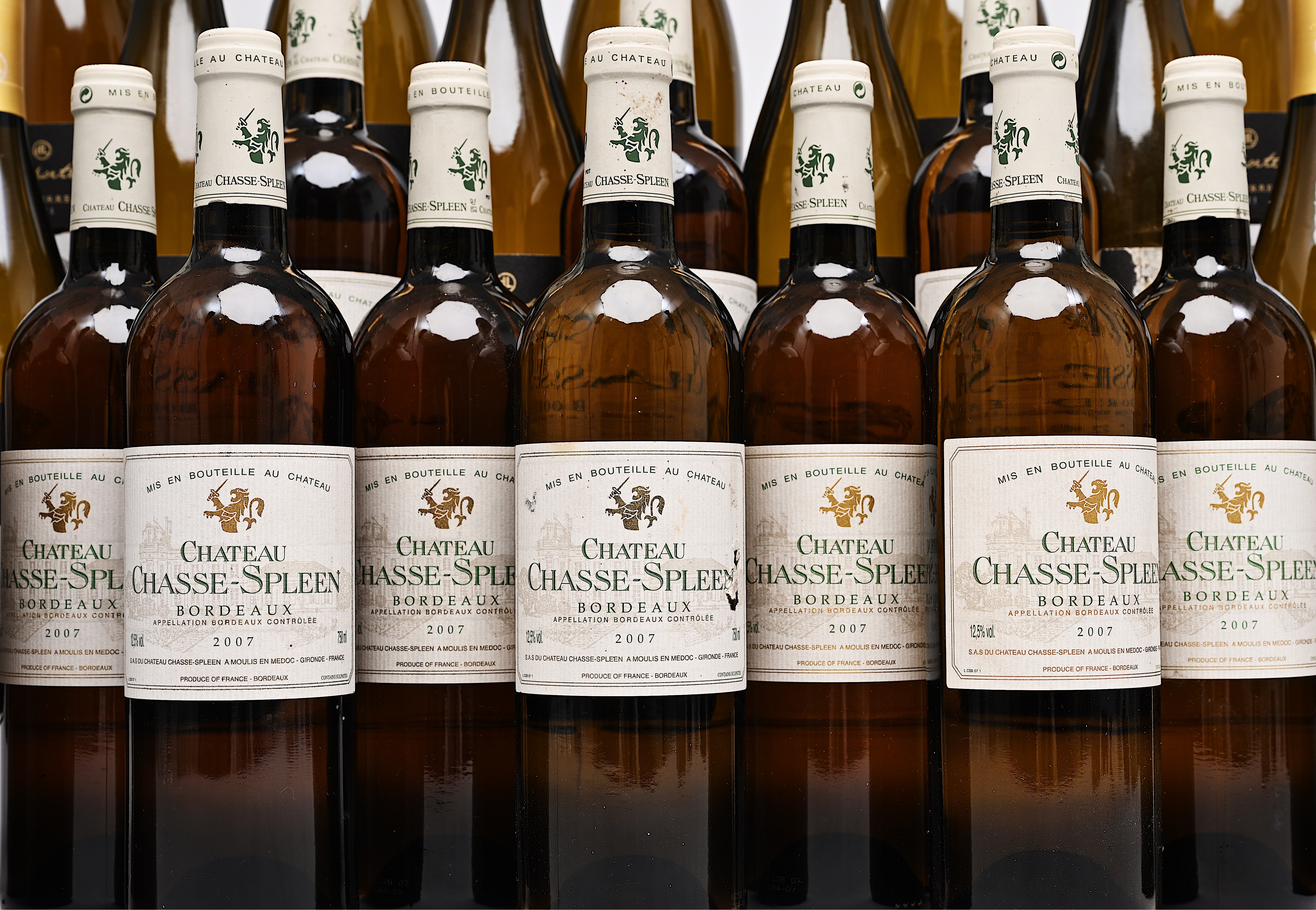 Fifteen bottles of Chateau Chasse-Spleen Bordeaux, eleven bottles of Laporte Sancerre Le Rochoy and - Image 2 of 6