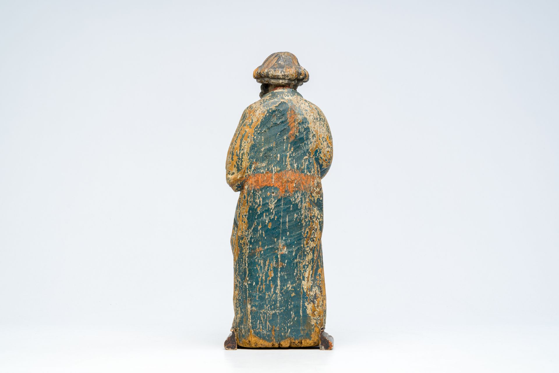 A Flemish polychromed carved oak figure of Saint Paul, first half 16th C. - Image 4 of 7