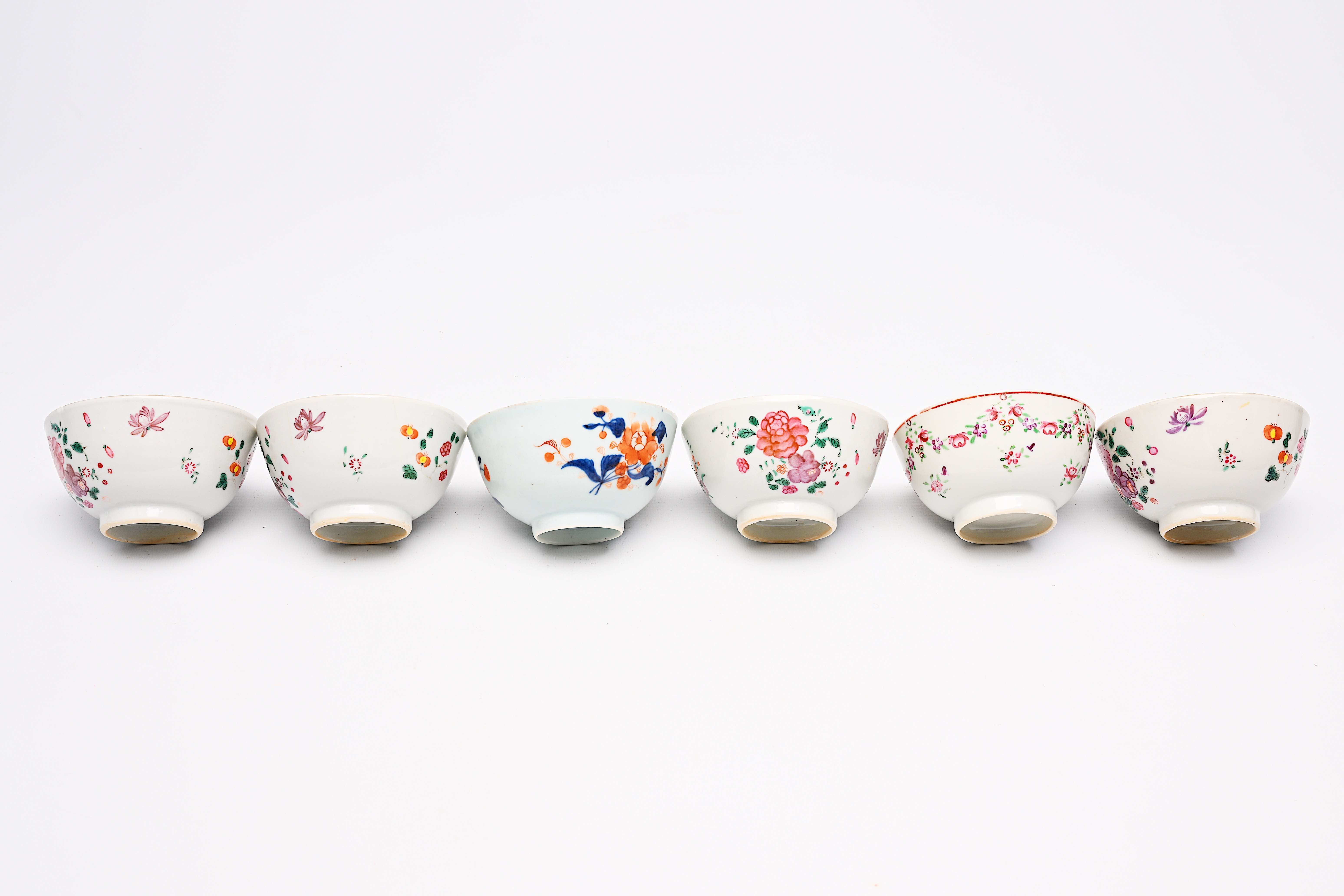 Eight Chinese famille rose, Imari style and Amsterdams bont cups and bowls, Yongzheng/Qianlong - Image 12 of 12