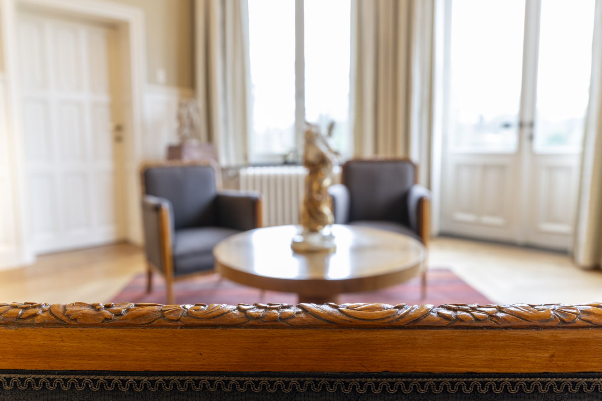 A three-piece Art Deco salon comprising of a sofa and two armchairs with fabric upholstery, first ha - Image 9 of 19