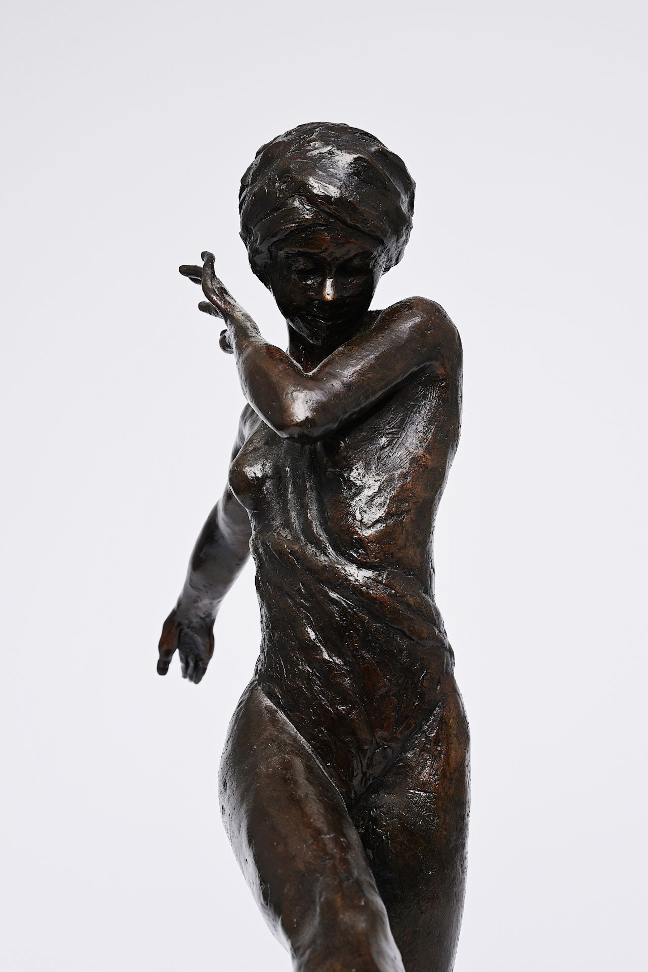 Pavel Petrovitch Trubetskoy (1866-1938): Lady Constance Stewart Richardson, patinated bronze, foundr - Image 12 of 20