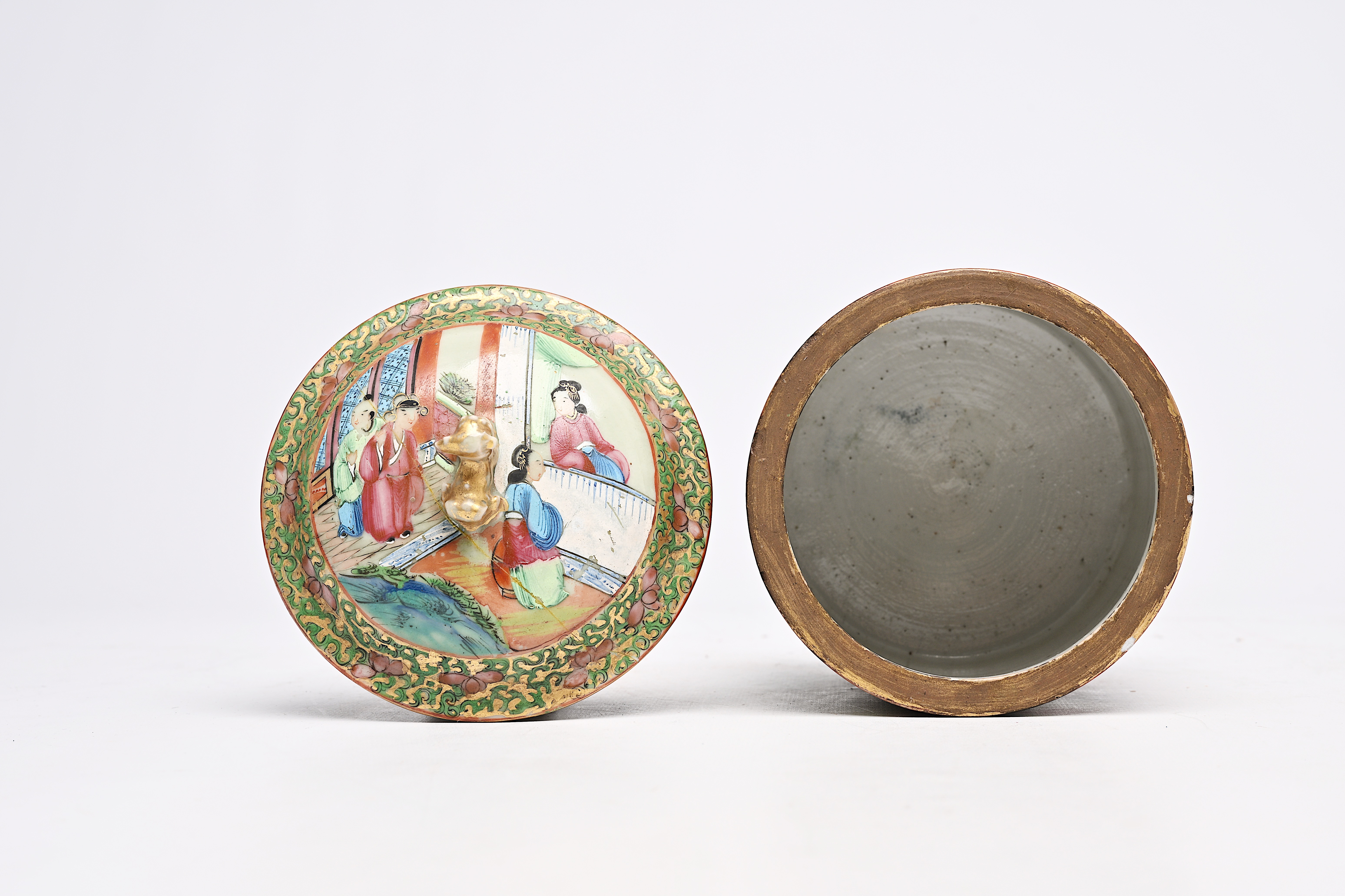 Five Chinese Canton famille rose plates and a jar and cover with palace scenes and floral design, 19 - Image 8 of 8