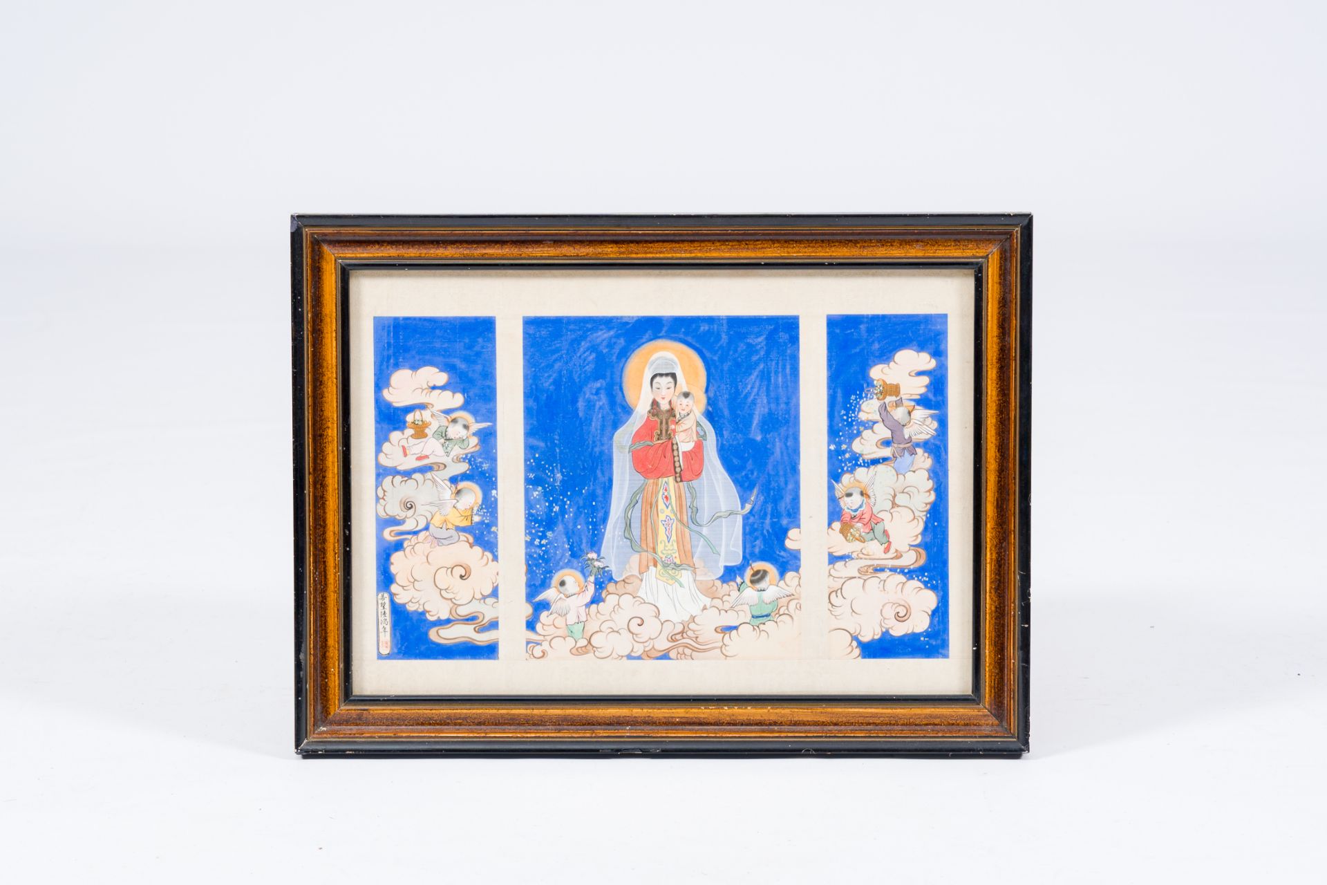 Lu Hongnian é™†é´»å¹´ (1914/19-1989): Our Lady of China with Child surrounded by angels, triptych, m - Image 2 of 5