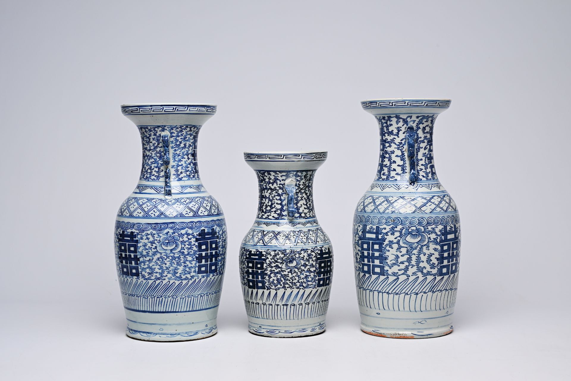 Three Chinese blue and white 'Xi' vases, 19th/20th C. - Image 6 of 22