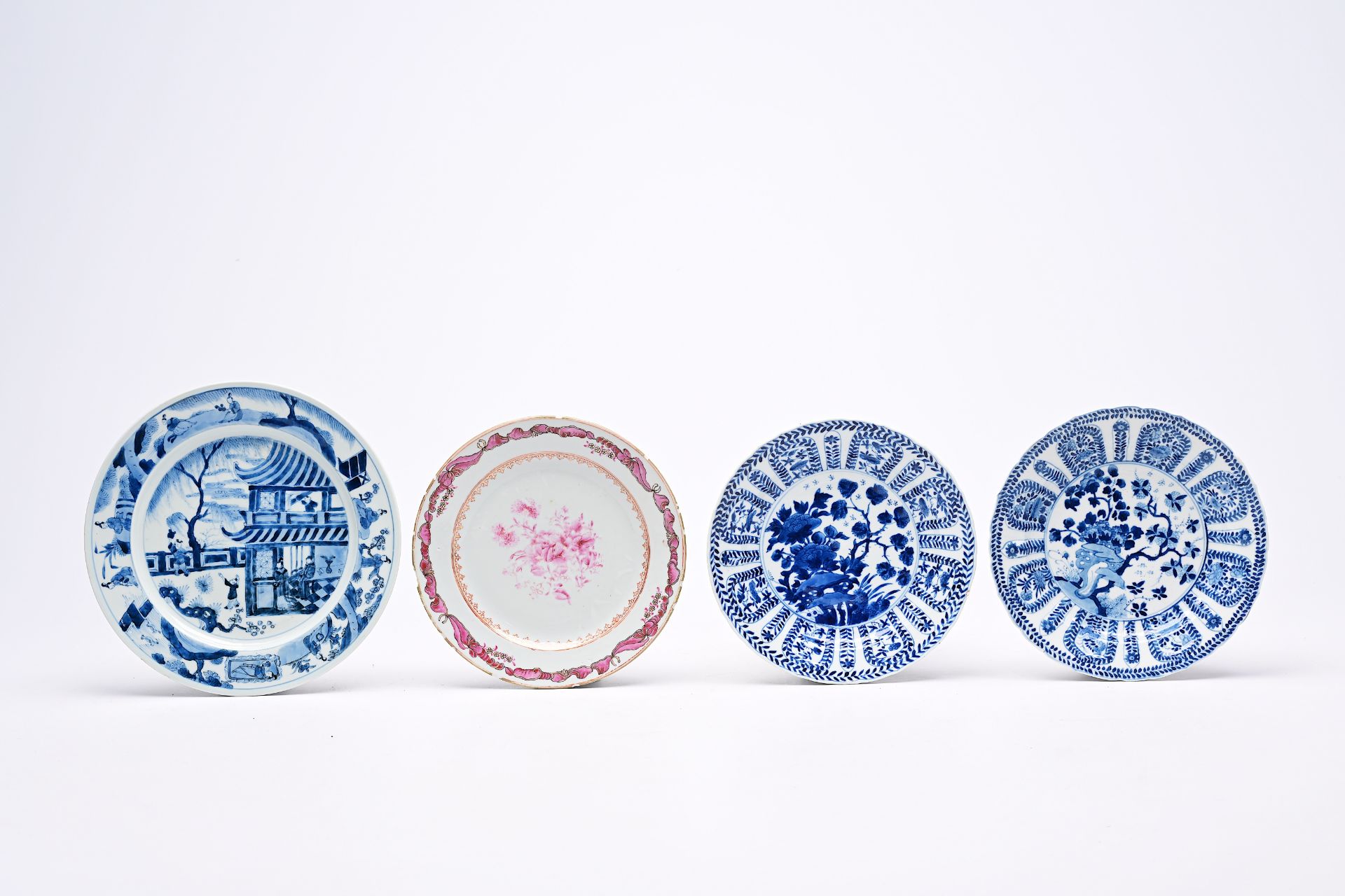 A varied collection of Chinese blue, white, famille rose and Imari style porcelain, 18th C. and late - Image 2 of 14