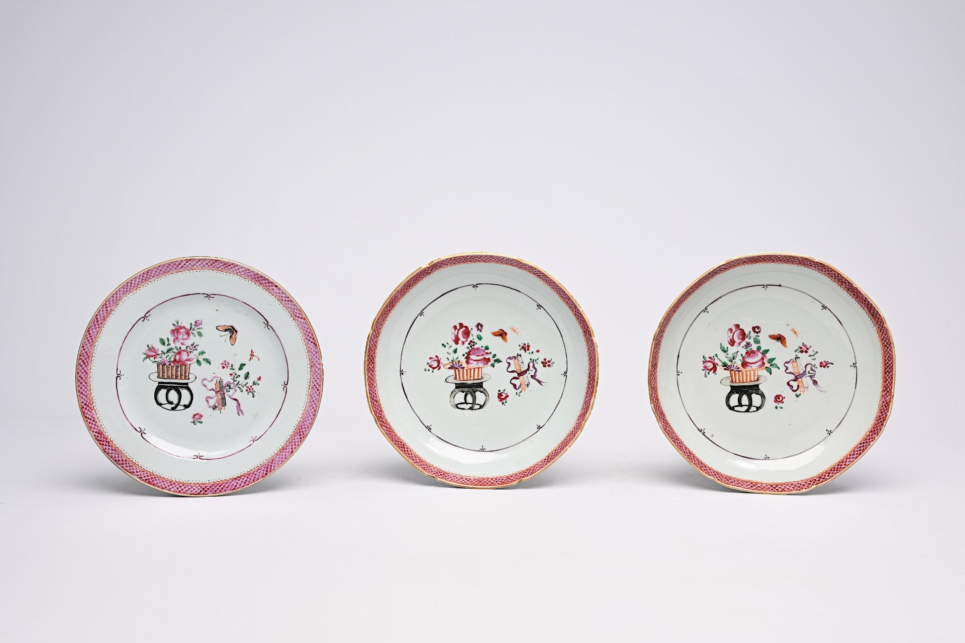 Six Chinese famille rose plates with antiquities and floral design, Qianlong - Image 3 of 6