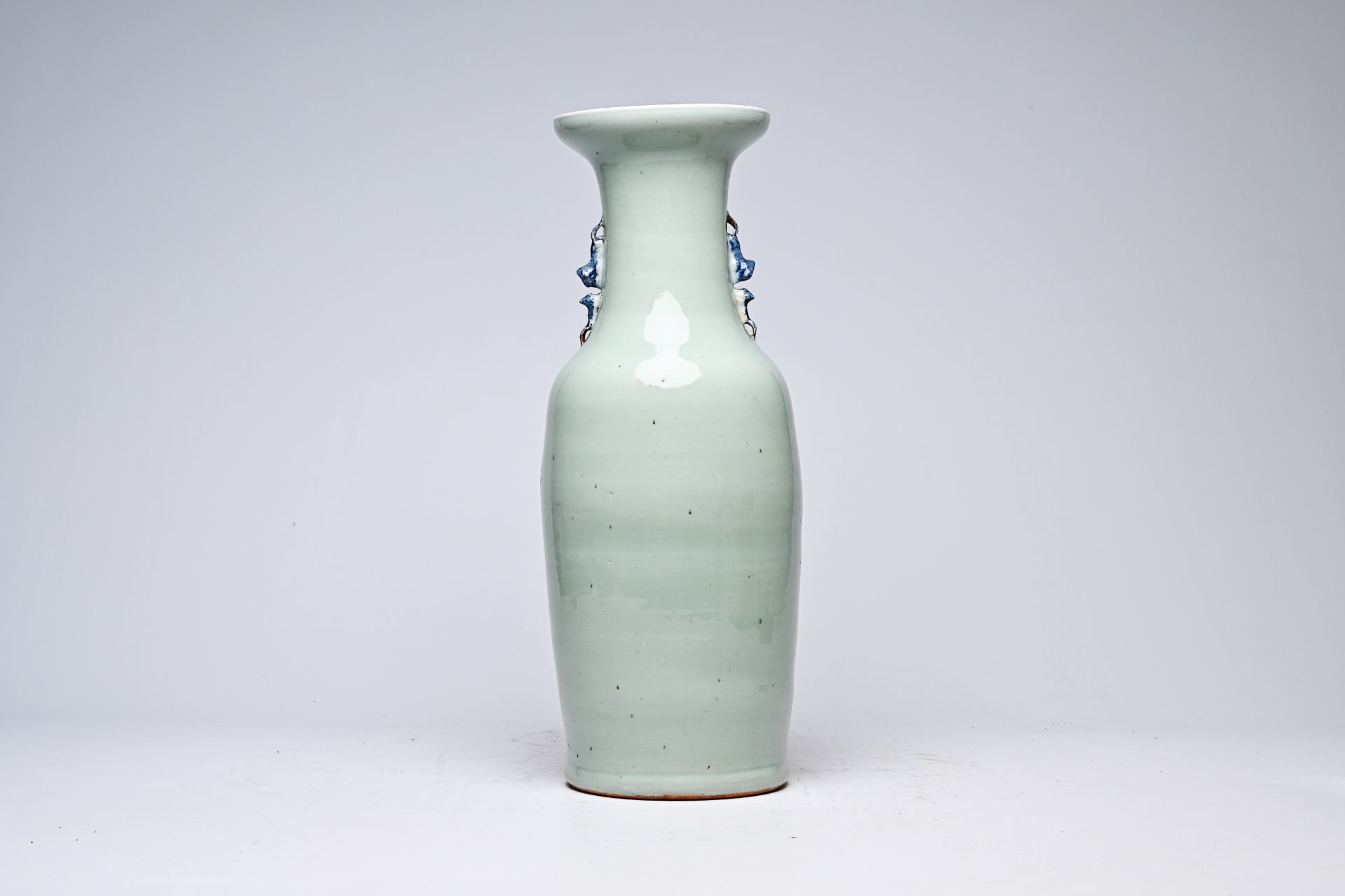 A Chinese blue and white celadon ground vase with birds among blossoming branches, 19th C. - Image 3 of 8